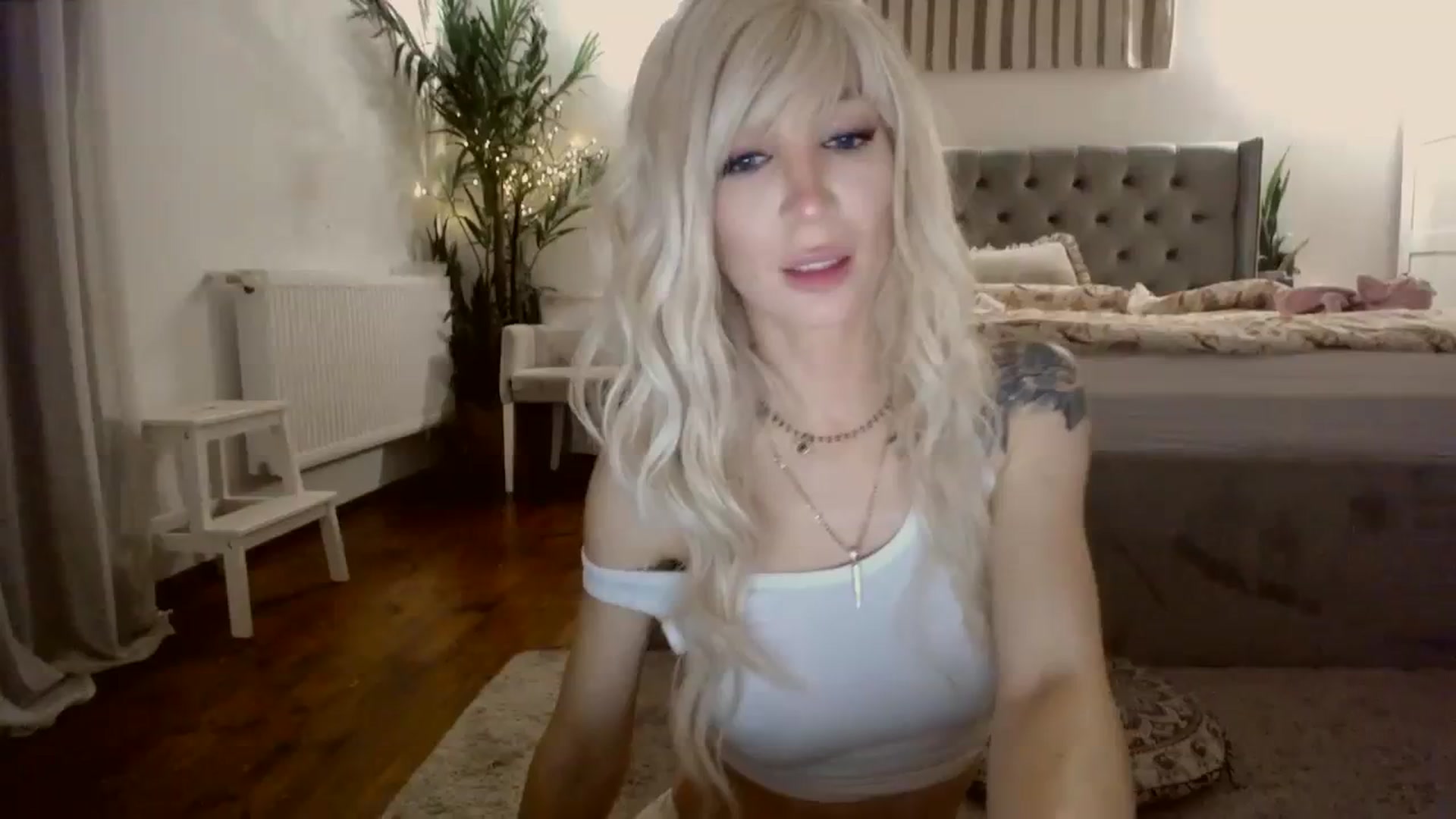 Gallery image thumbnail from BadKaylee_'s myfreecams stream on, 01/19/2024, 21:27 image 19 of 20