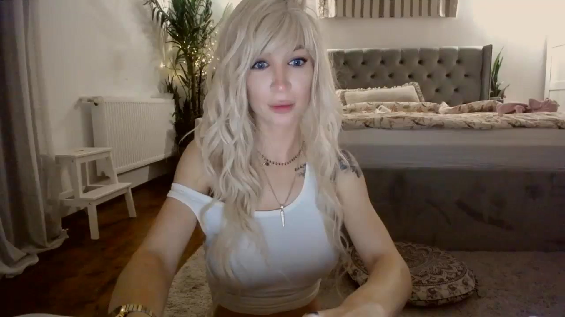 Gallery image thumbnail from BadKaylee_'s myfreecams stream on, 01/19/2024, 21:27 image 12 of 20