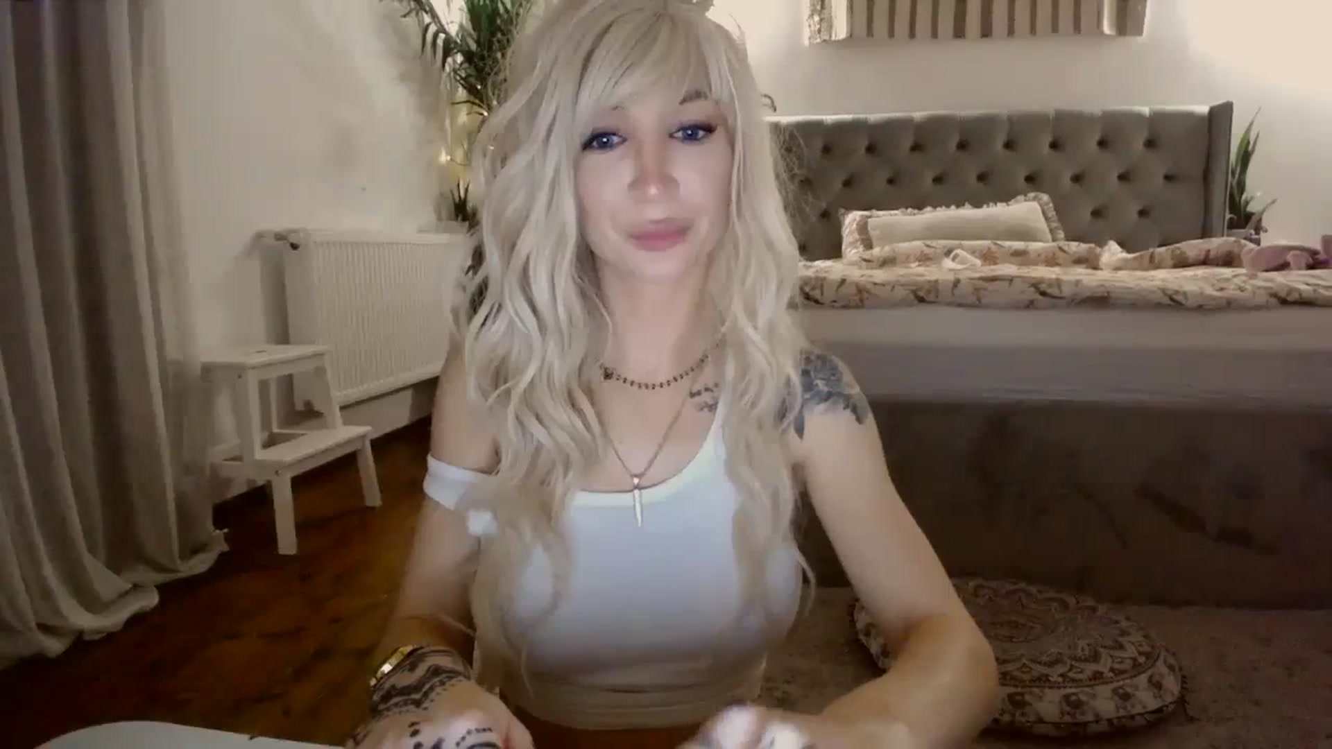 Gallery image thumbnail from BadKaylee_'s myfreecams stream on, 01/19/2024, 21:27 image 5 of 20