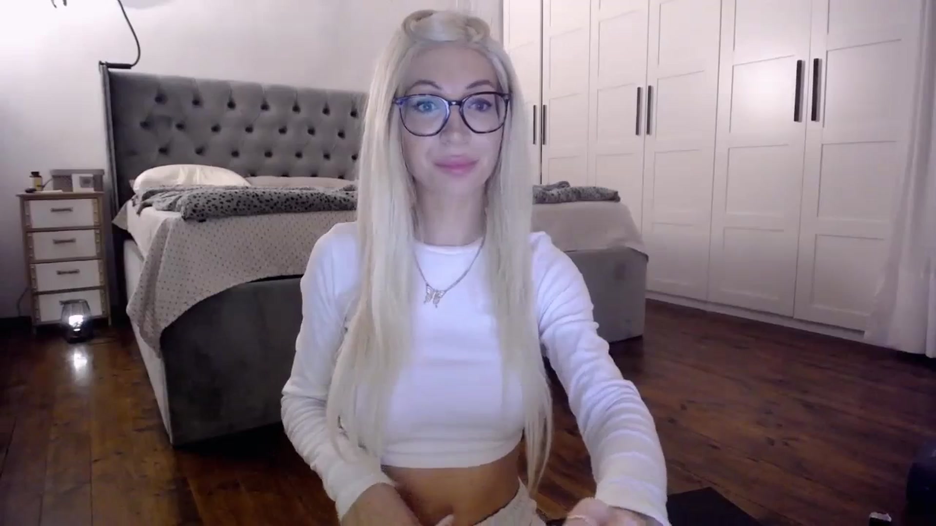 Gallery image thumbnail from BadKaylee_'s myfreecams stream on, 02/18/2024, 18:17 image 2 of 20