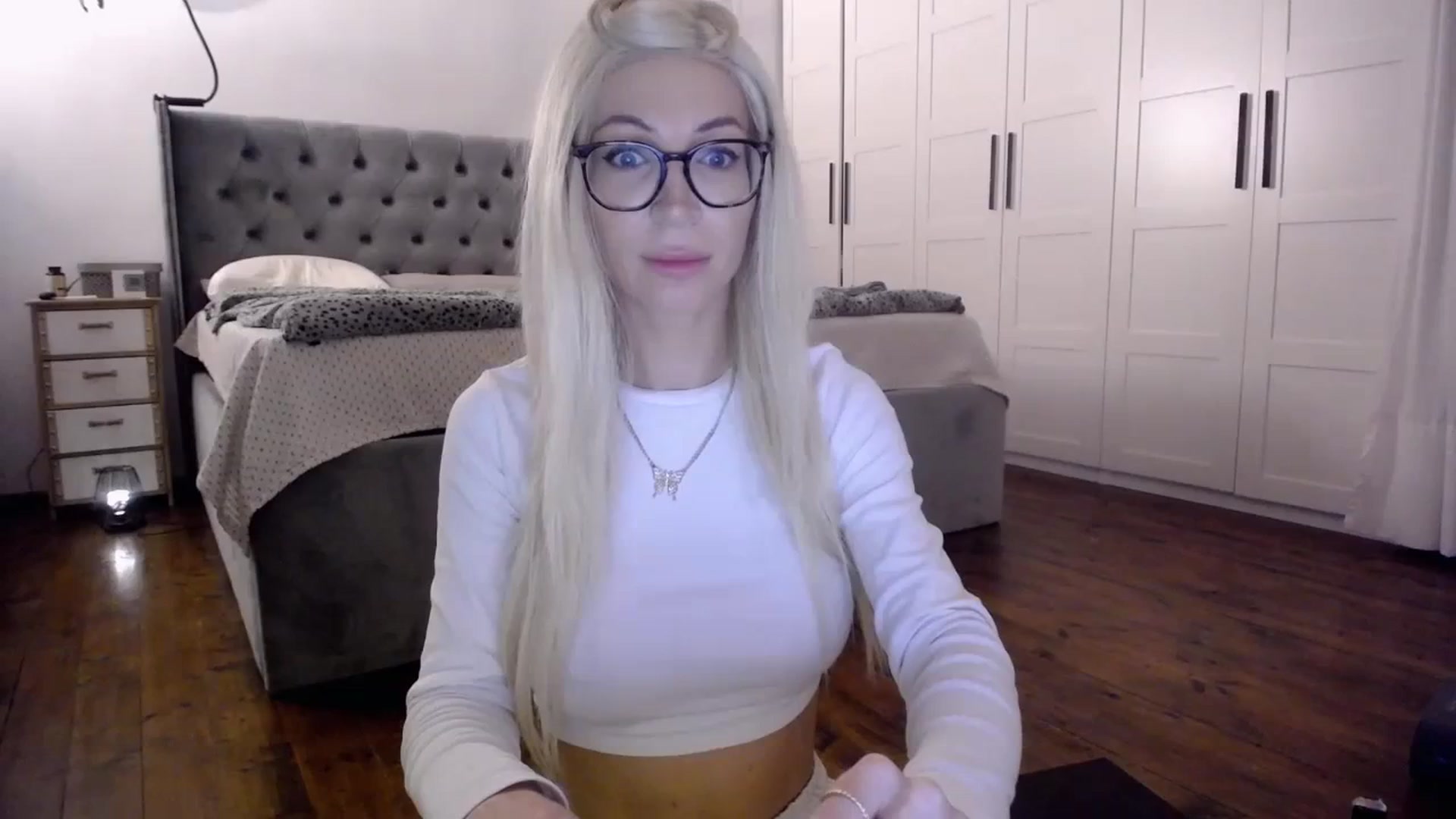 Gallery image thumbnail from BadKaylee_'s myfreecams stream on, 02/18/2024, 18:17 image 1 of 20