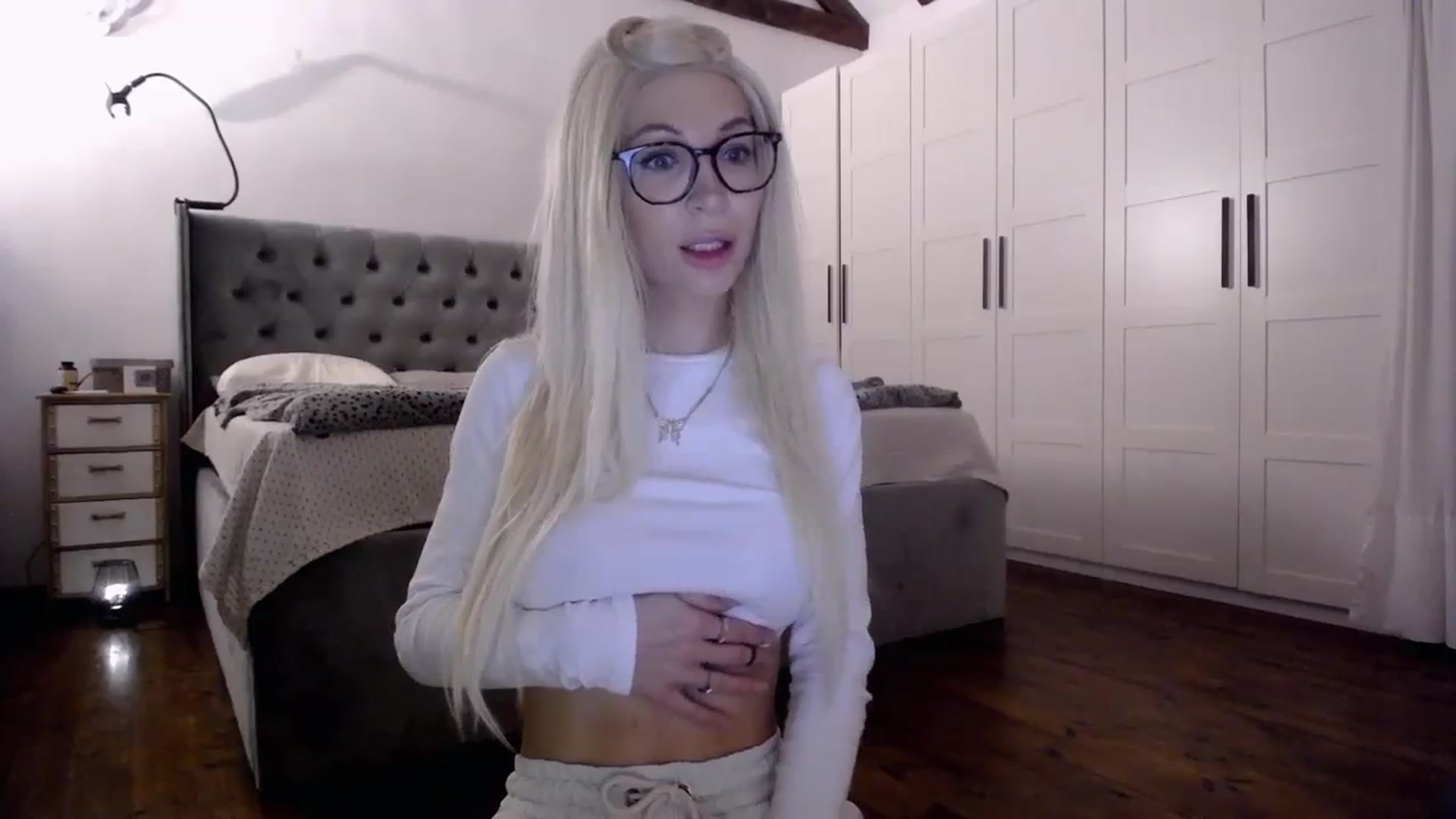 Gallery image thumbnail from BadKaylee_'s myfreecams stream on, 02/18/2024, 18:17 image 18 of 20