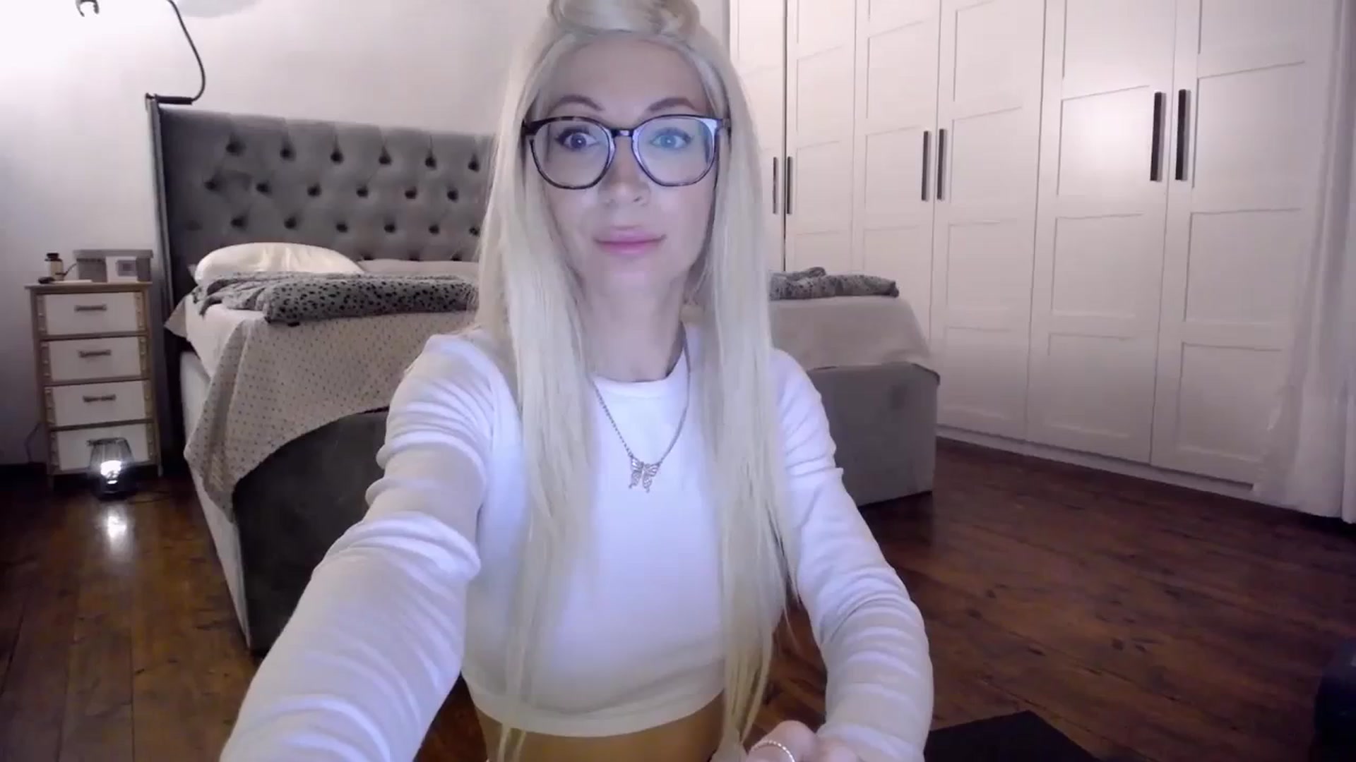 Gallery image thumbnail from BadKaylee_'s myfreecams stream on, 02/18/2024, 18:17 image 14 of 20