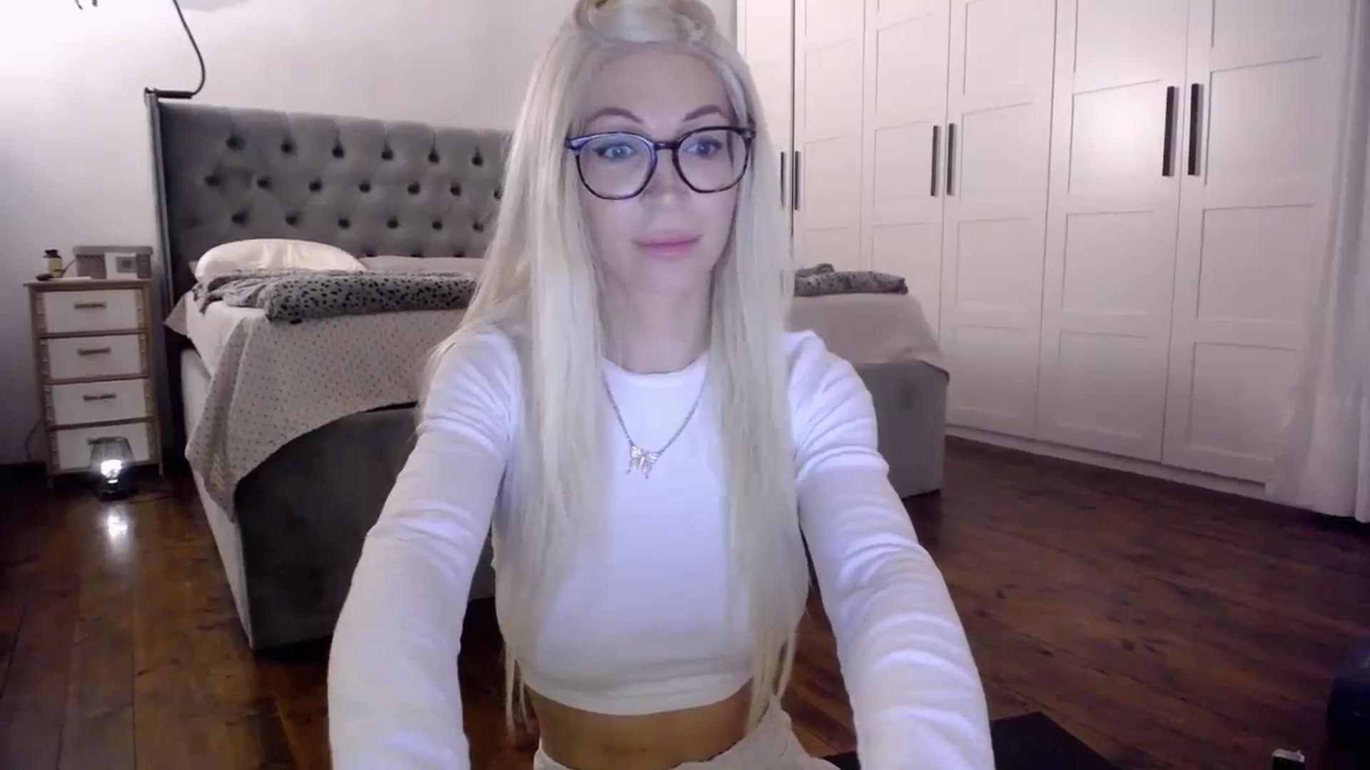 Gallery image thumbnail from BadKaylee_'s myfreecams stream on, 02/18/2024, 18:17 image 4 of 20