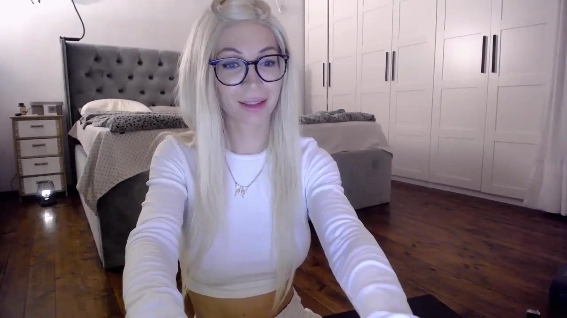 Gallery image thumbnail from BadKaylee_'s myfreecams stream on, 02/18/2024, 18:17 image 8 of 20