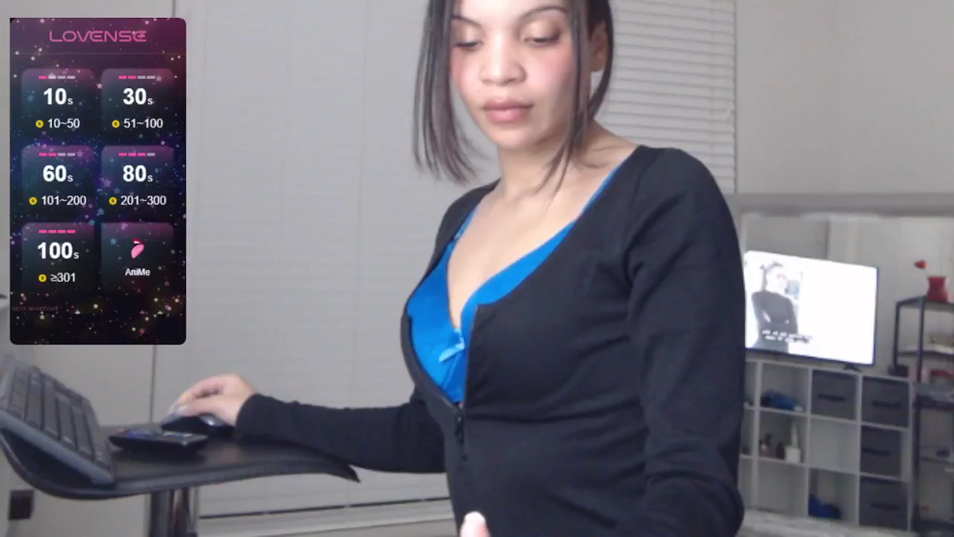 Gallery image thumbnail from BadLibrarian's myfreecams stream on, 05/25/2024, 11:47 image 16 of 20