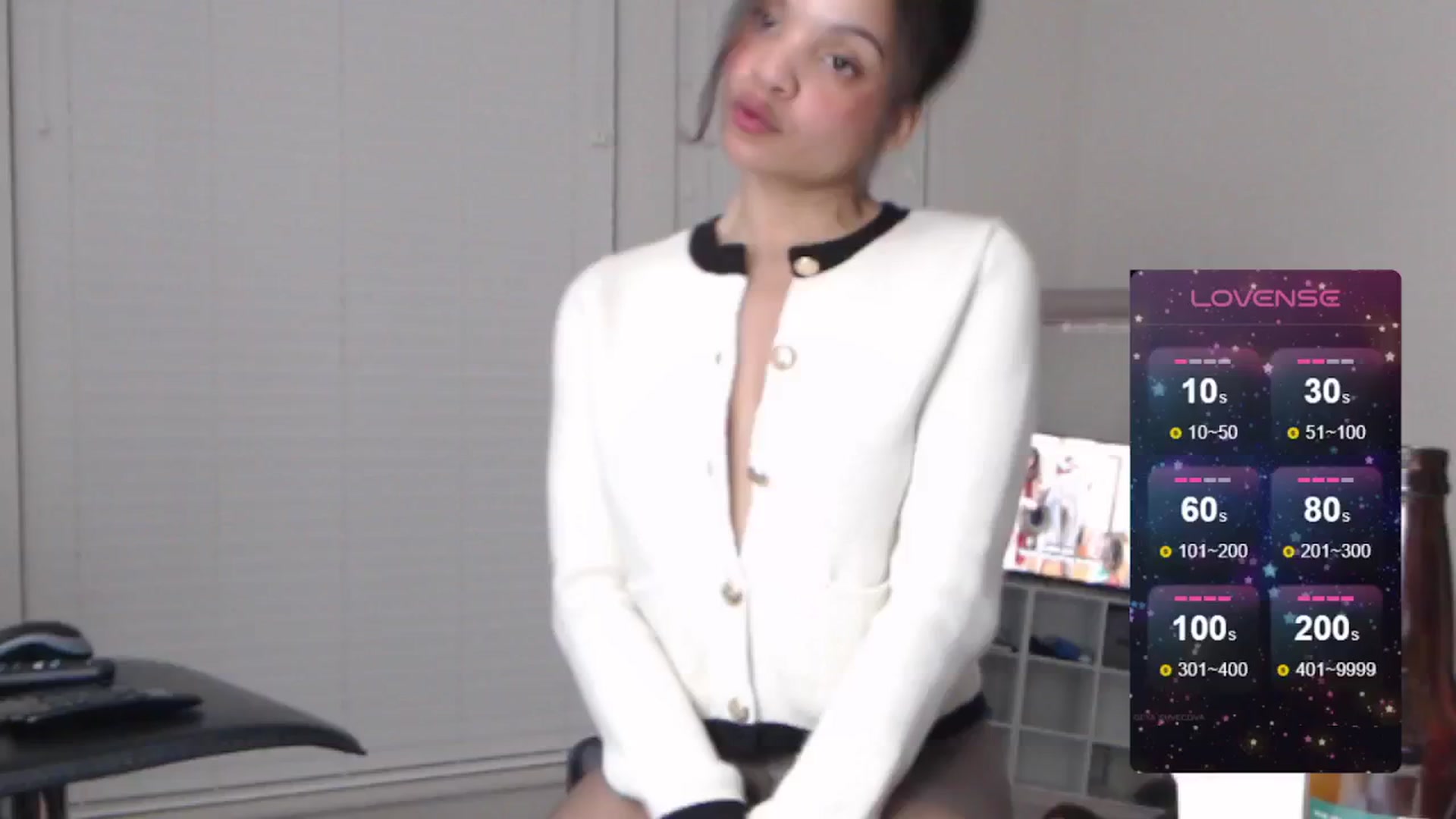 Gallery image thumbnail from BadLibrarian's myfreecams stream on, 06/04/2024, 11:05 image 17 of 20