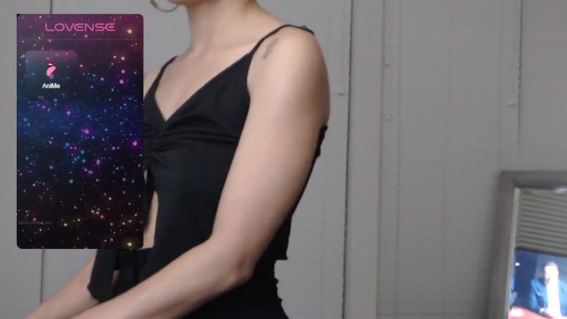 Gallery image thumbnail from BadLibrarian's myfreecams stream on, 06/07/2024, 12:17 image 4 of 20