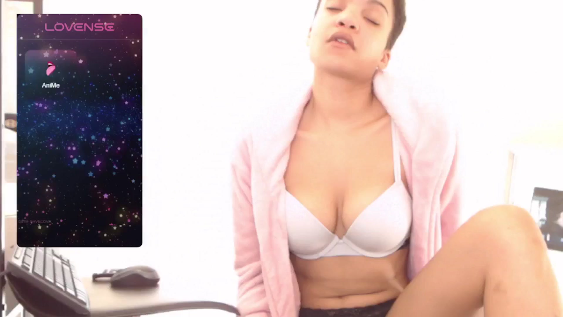 Gallery image thumbnail from BadLibrarian's myfreecams stream on, 06/11/2024, 16:33 image 1 of 20