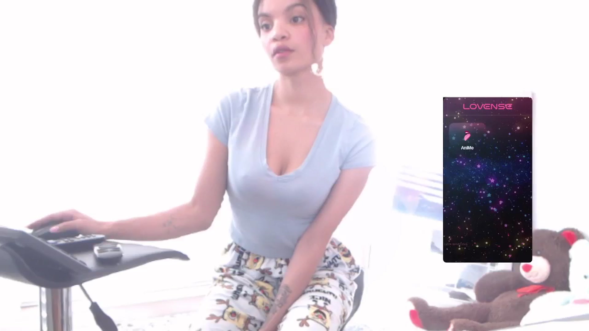 Gallery image thumbnail from BadLibrarian's myfreecams stream on, 06/25/2024, 16:59 image 8 of 20