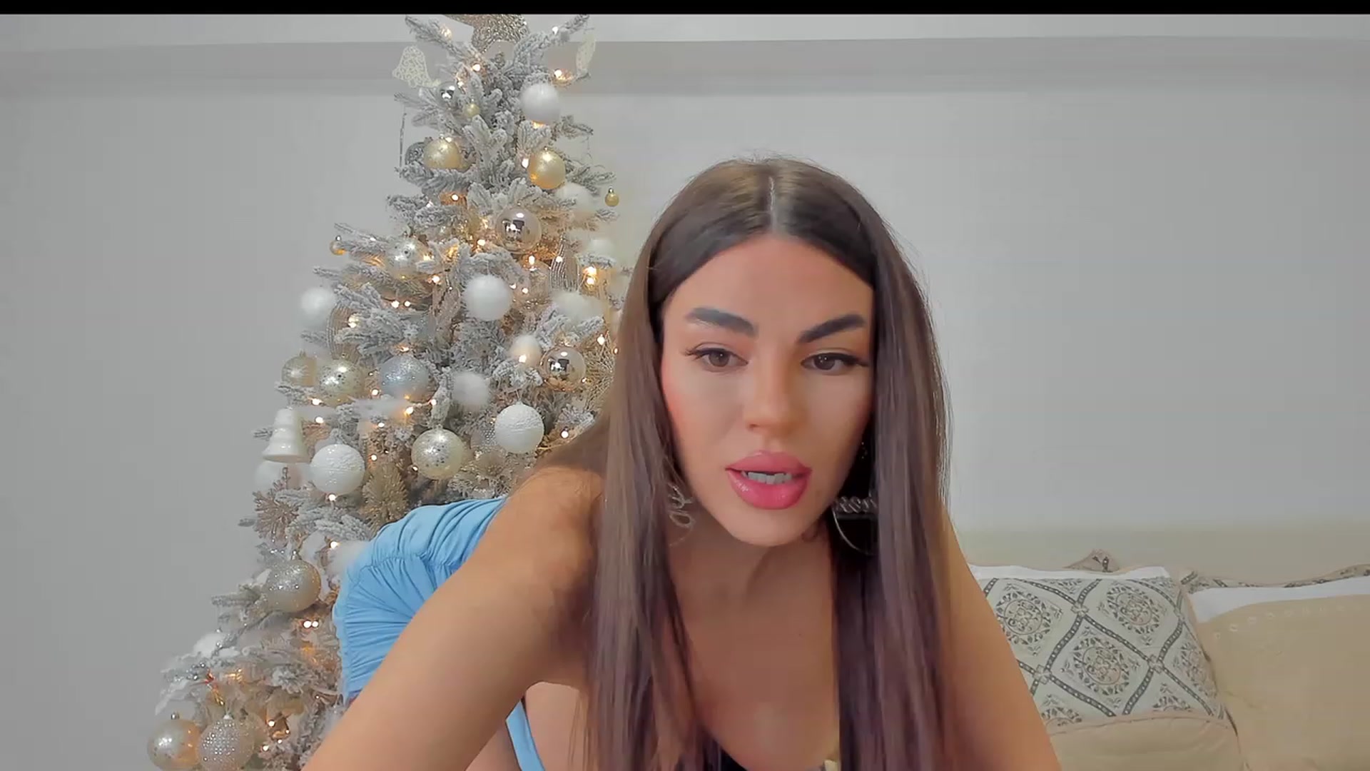 Gallery image thumbnail from BadMiaaa's myfreecams stream on, 12/03/2022, 19:46 image 16 of 20
