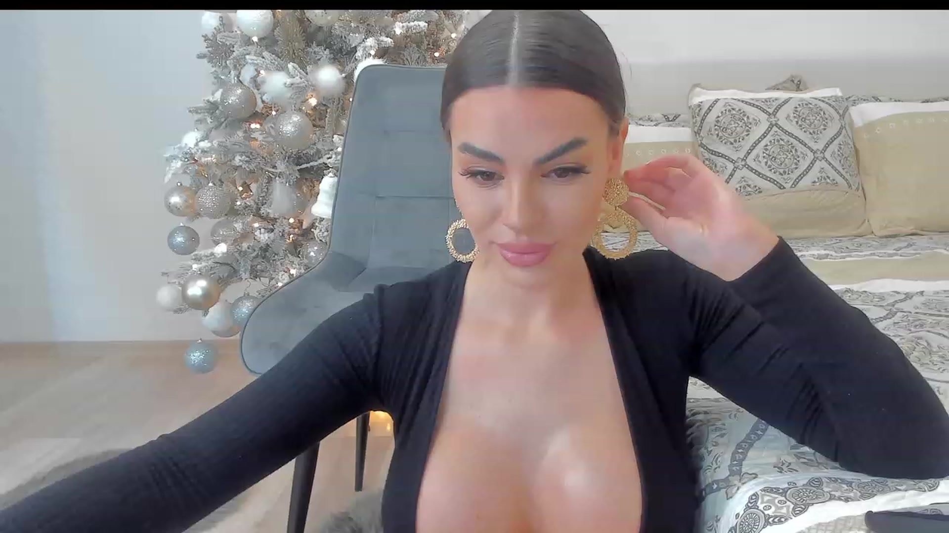 Gallery image thumbnail from BadMiaaa's myfreecams stream on, 12/09/2022, 21:08 image 8 of 20