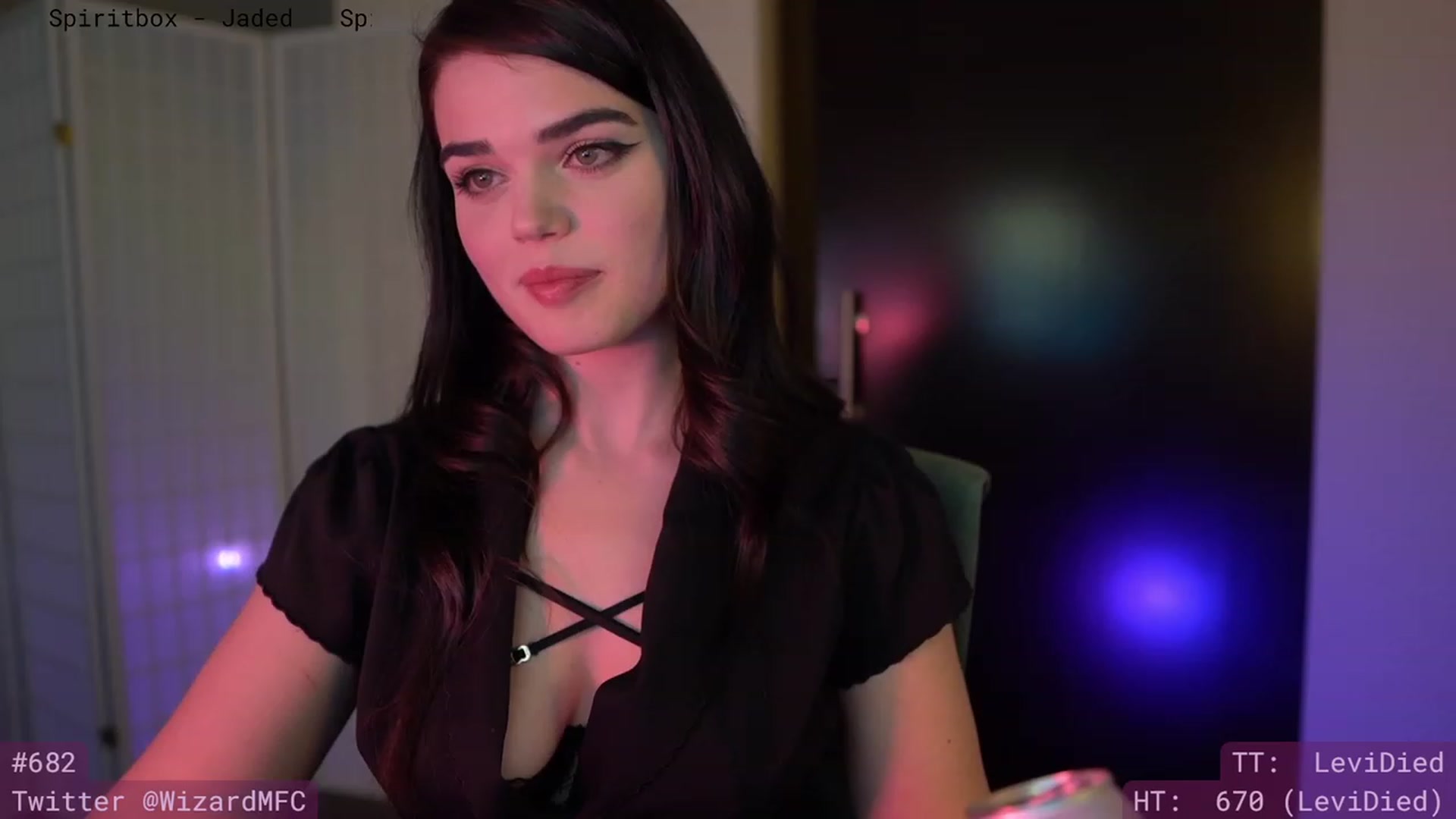 Gallery image thumbnail from BadVibes's myfreecams stream on, 11/25/2023, 08:52 image 11 of 20