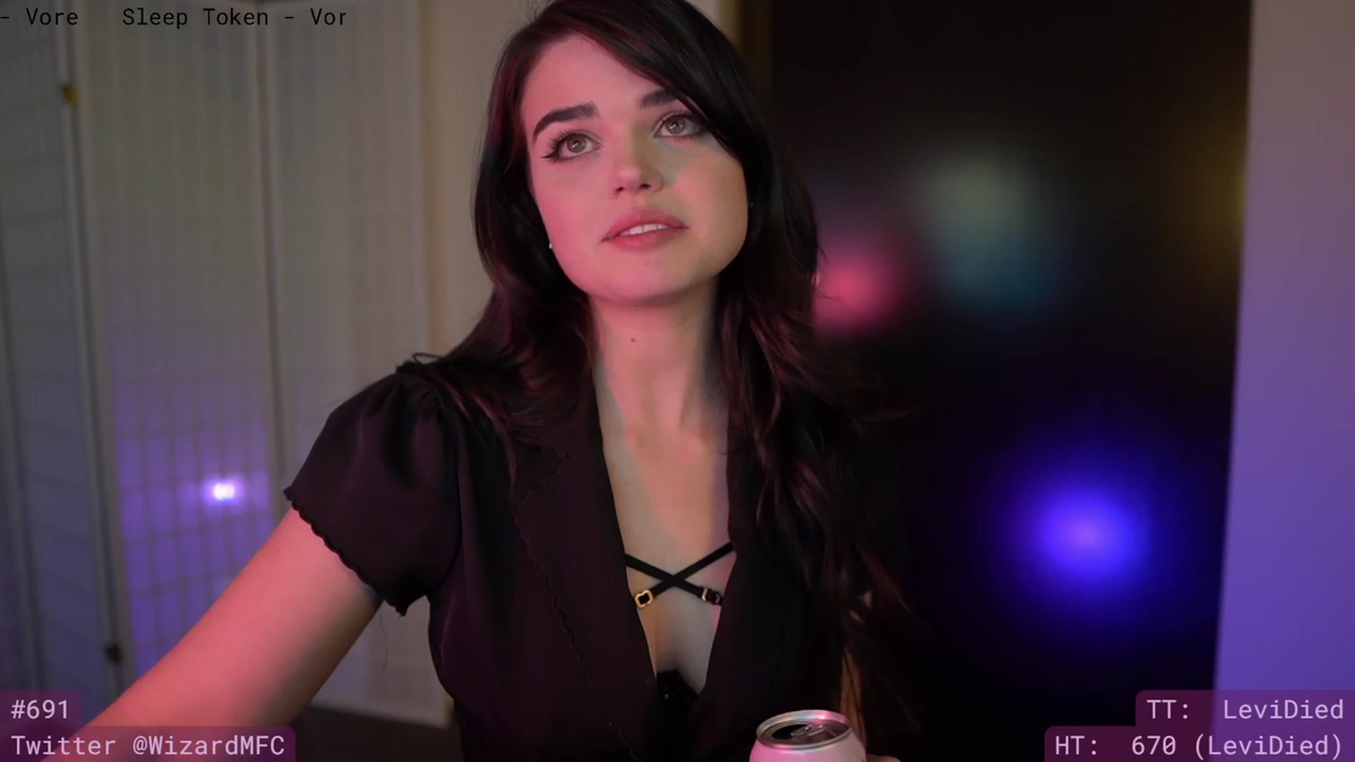 Gallery image thumbnail from BadVibes's myfreecams stream on, 11/25/2023, 08:52 image 1 of 20