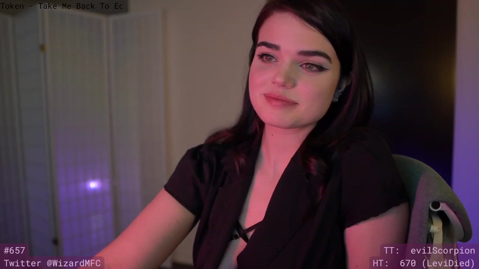 Gallery image thumbnail from BadVibes's myfreecams stream on, 11/25/2023, 09:08 image 16 of 20