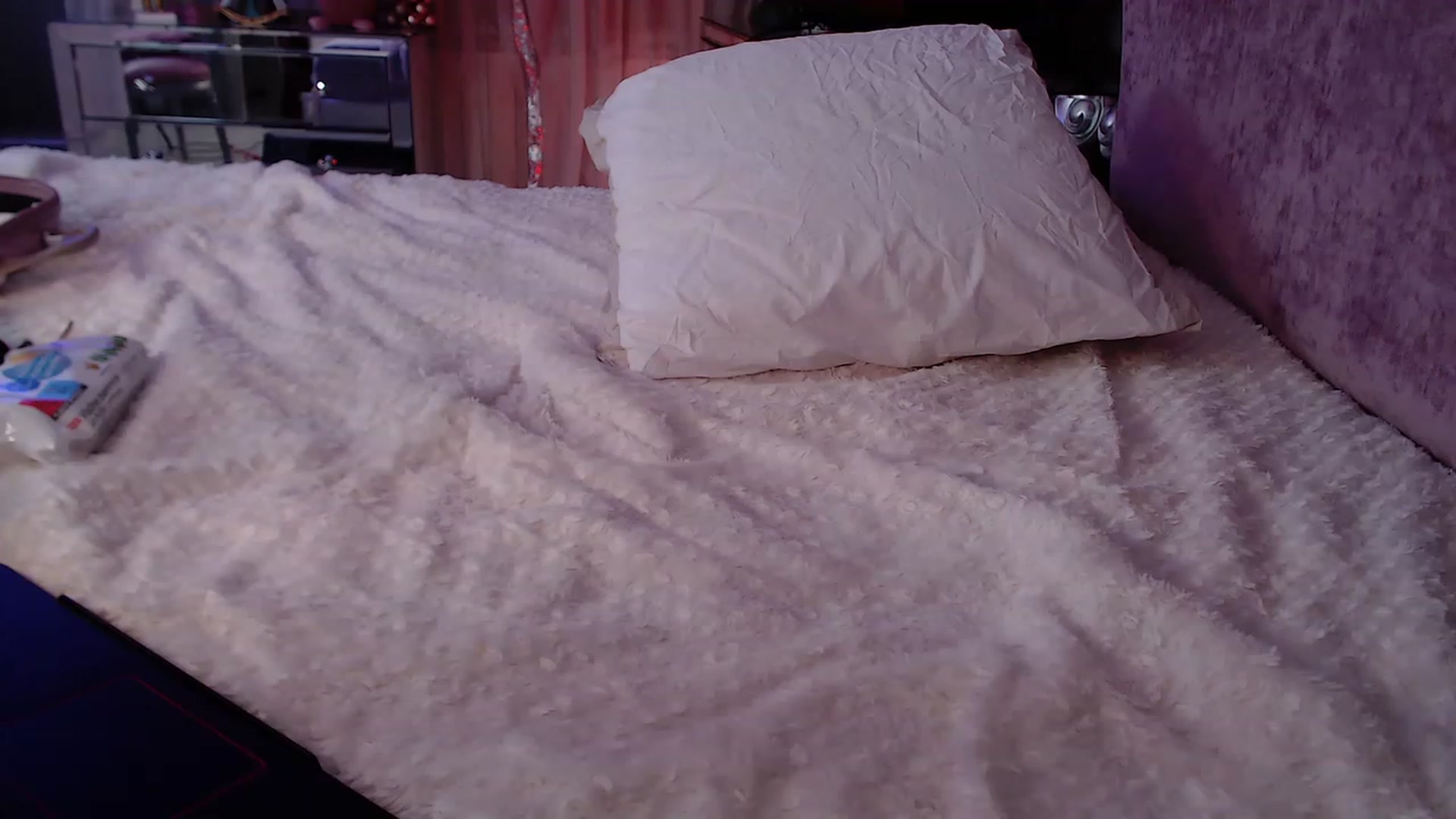 Gallery image thumbnail from Bad_Princesss's myfreecams stream on, 12/25/2022, 19:47 image 5 of 20