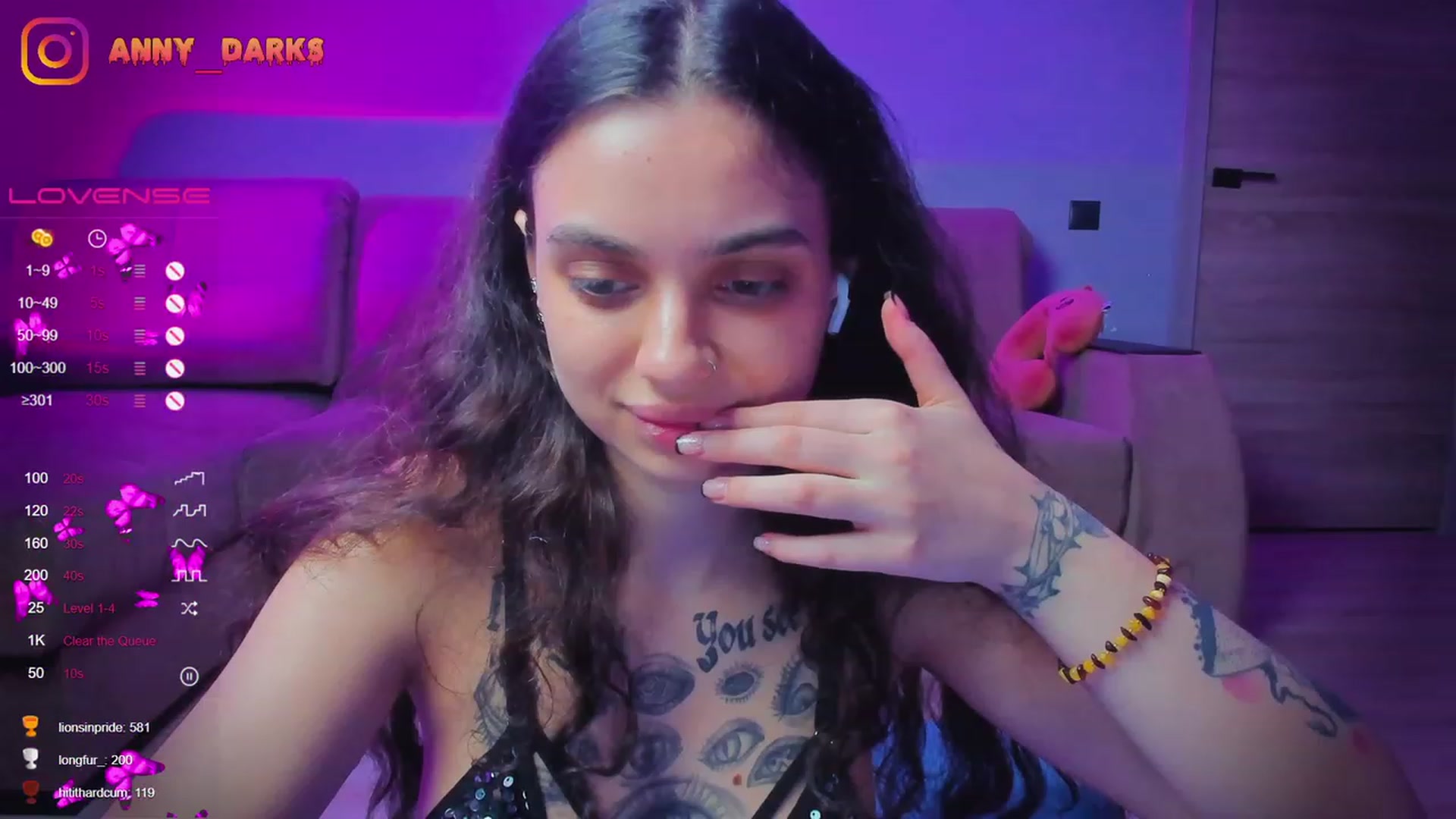 Gallery image thumbnail from Bad_Witch_'s myfreecams stream on, 11/20/2022, 01:15 image 11 of 20