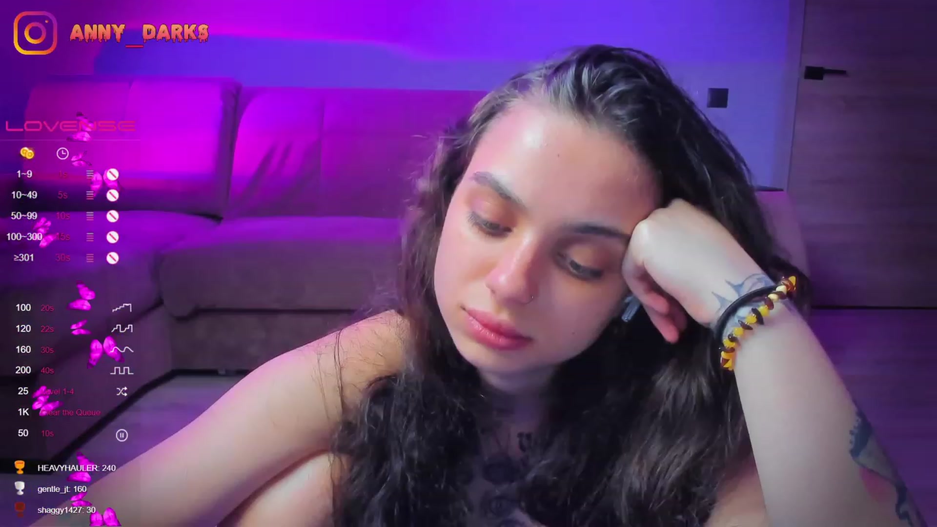 Gallery image thumbnail from Bad_Witch_'s myfreecams stream on, 11/20/2022, 23:45 image 8 of 20