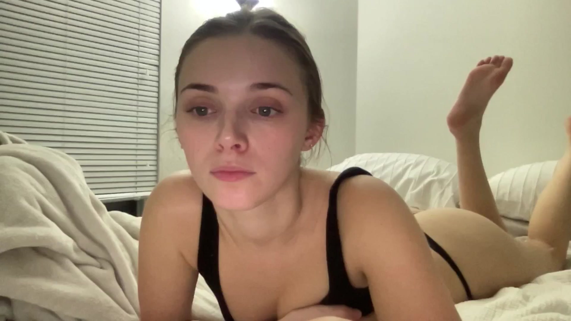 Gallery image thumbnail from Baddbabyy's myfreecams stream on, 02/16/2024, 05:01 image 18 of 20