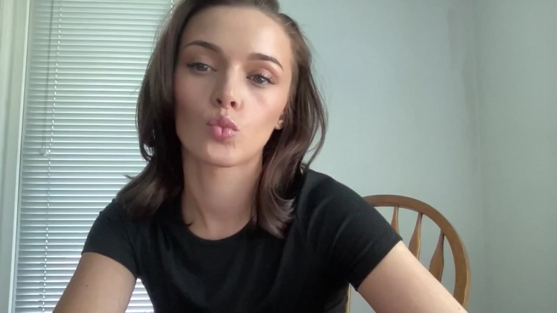 Gallery image thumbnail from Baddbabyy's myfreecams stream on, 06/11/2024, 23:55 image 6 of 20