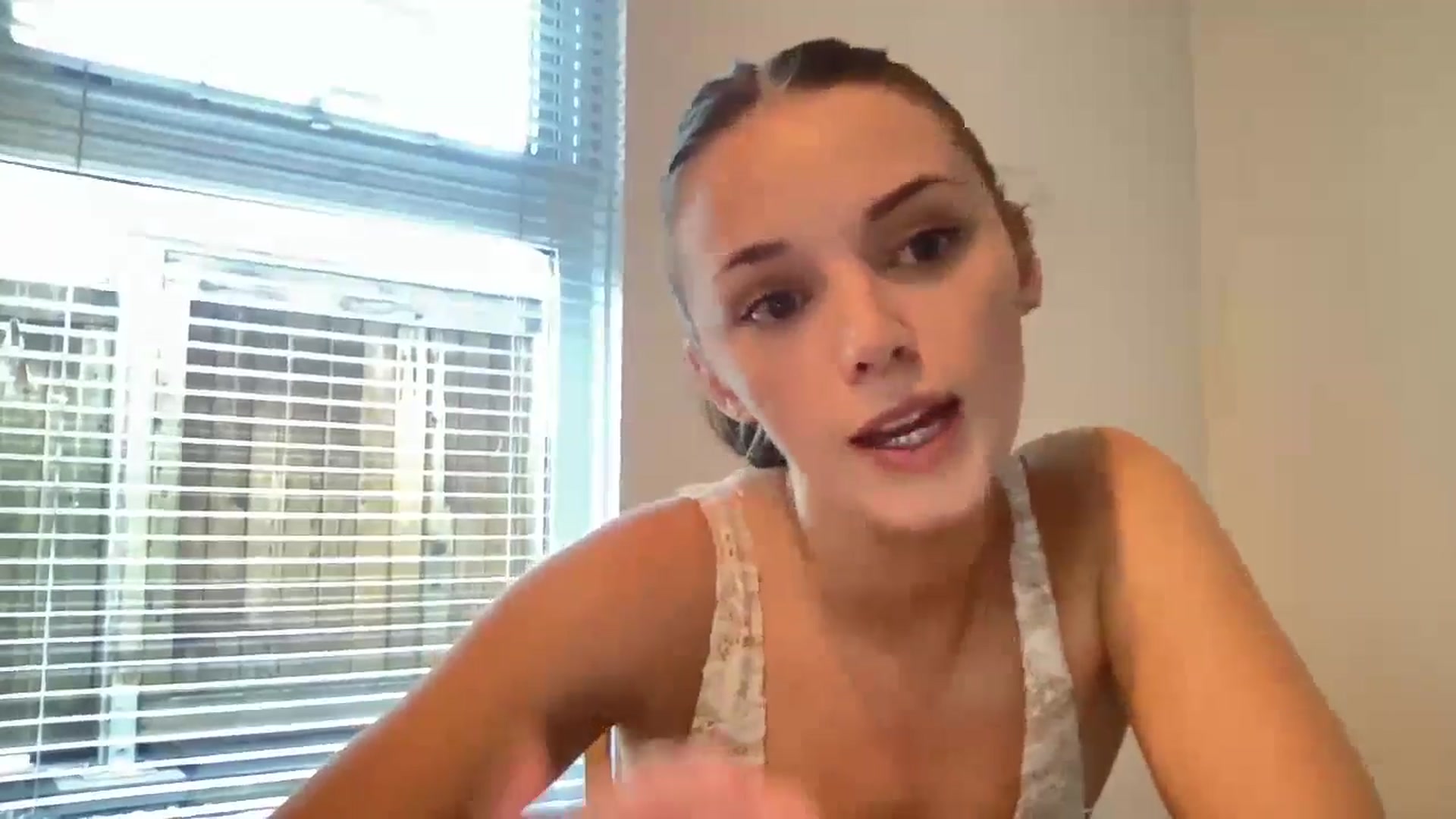 Gallery image thumbnail from Baddbabyy's myfreecams stream on, 07/11/2024, 02:21 image 11 of 20