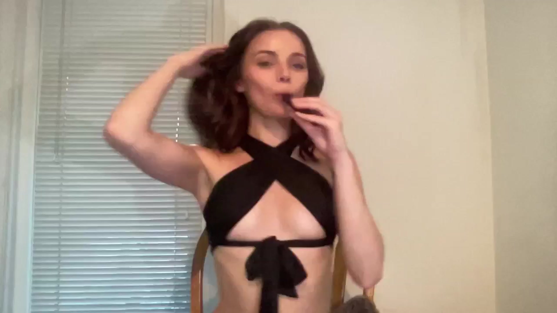 Gallery image thumbnail from Baddbabyy's myfreecams stream on, 08/15/2024, 03:30 image 16 of 20