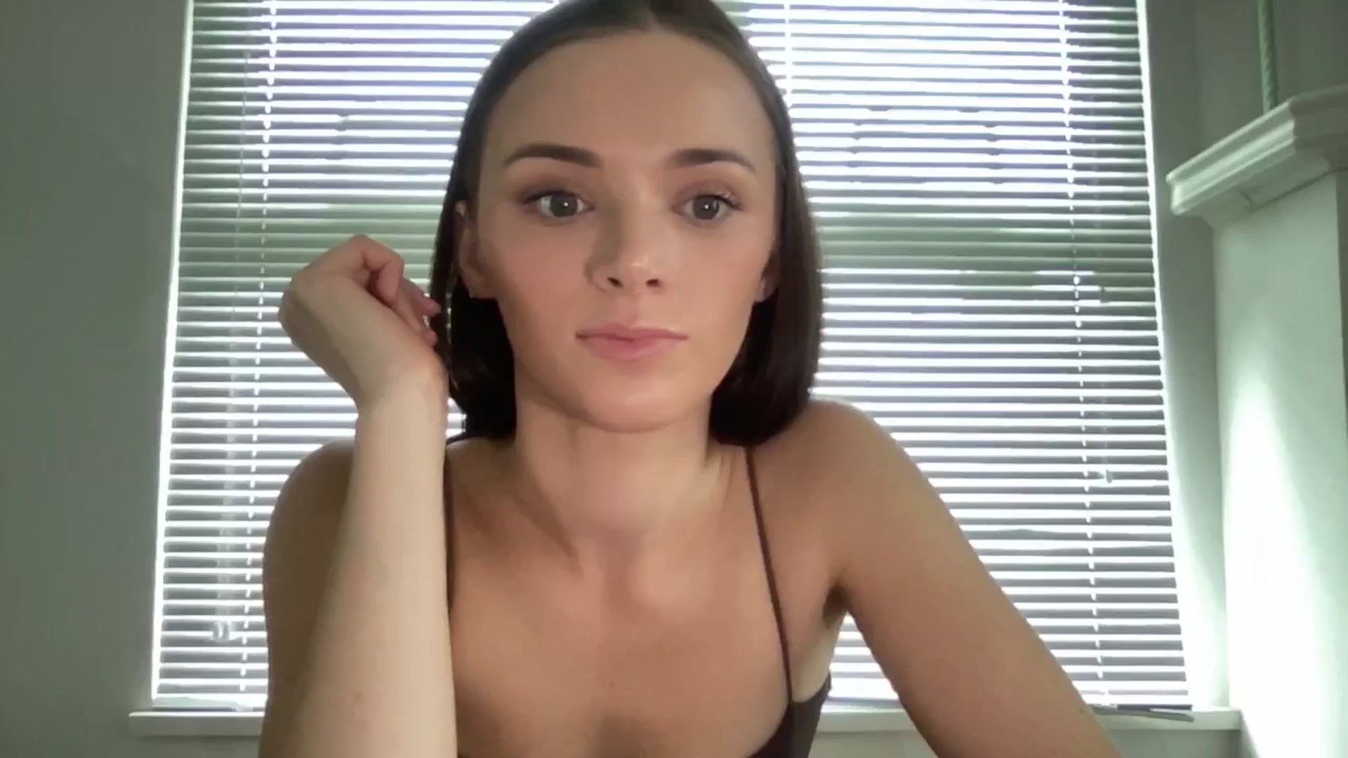 Gallery image thumbnail from Baddbabyy's myfreecams stream on, 08/26/2024, 21:00 image 17 of 20