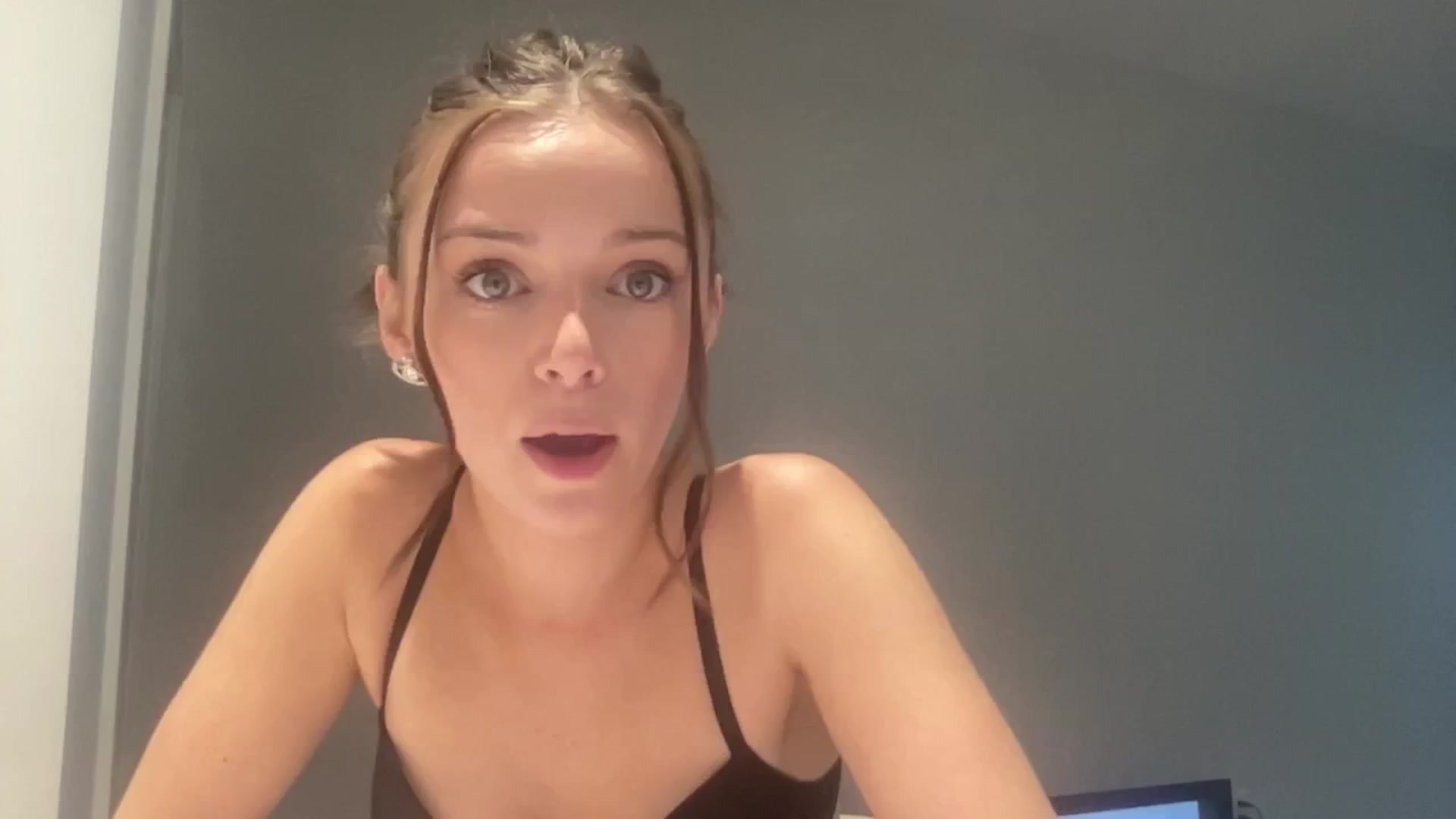 Gallery image thumbnail from Baddbabyy's myfreecams stream on, 09/11/2024, 01:31 image 10 of 20