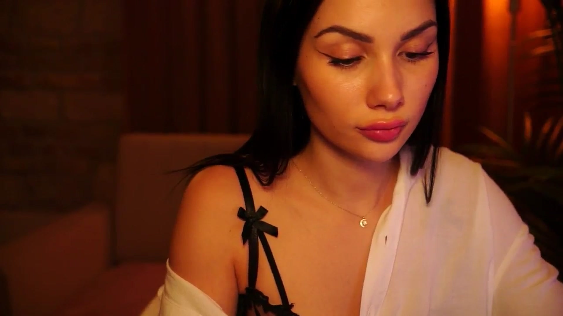 Gallery image thumbnail from Baddie_Bunny's myfreecams stream on, 08/14/2024, 15:50 image 6 of 20