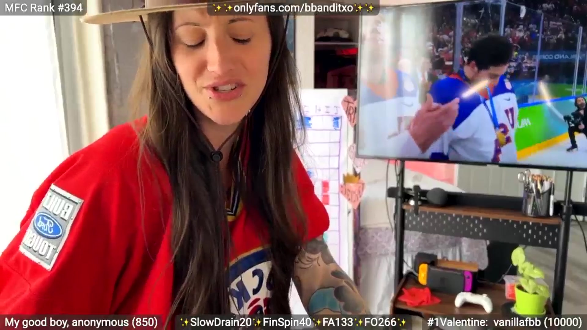Gallery image thumbnail from BadlandBandit's myfreecams stream on, 02/22/2026, 17:01 image 17 of 20