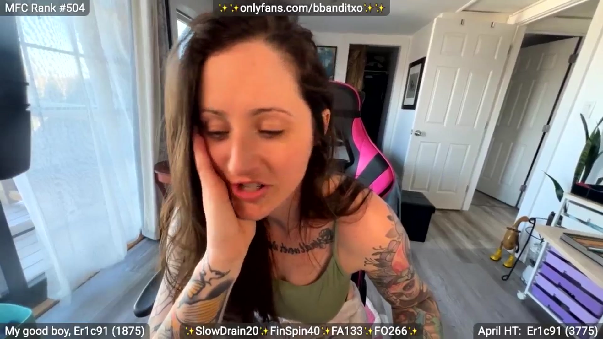 Gallery image thumbnail from BadlandBandit's myfreecams stream on, 04/18/2026, 20:59 image 18 of 20