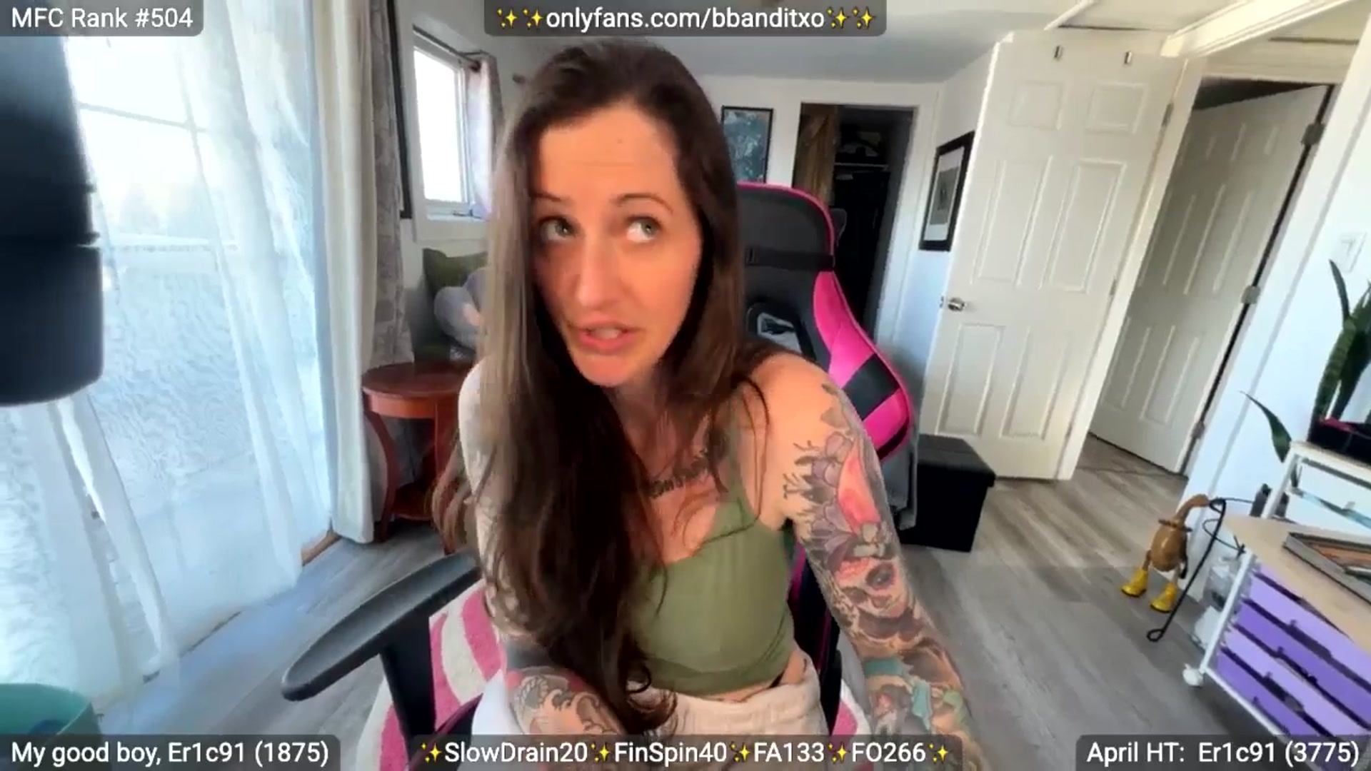 Gallery image thumbnail from BadlandBandit's myfreecams stream on, 04/18/2026, 20:59 image 15 of 20