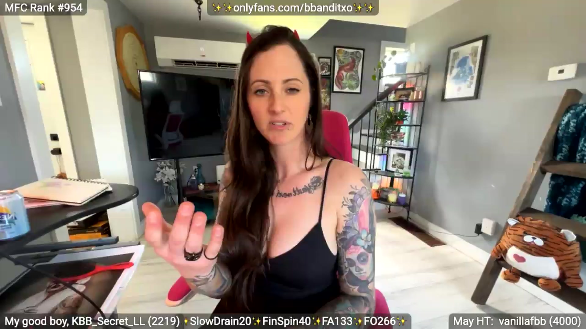 Gallery image thumbnail from BadlandBandit's myfreecams stream on, 05/16/2026, 20:32 image 11 of 20