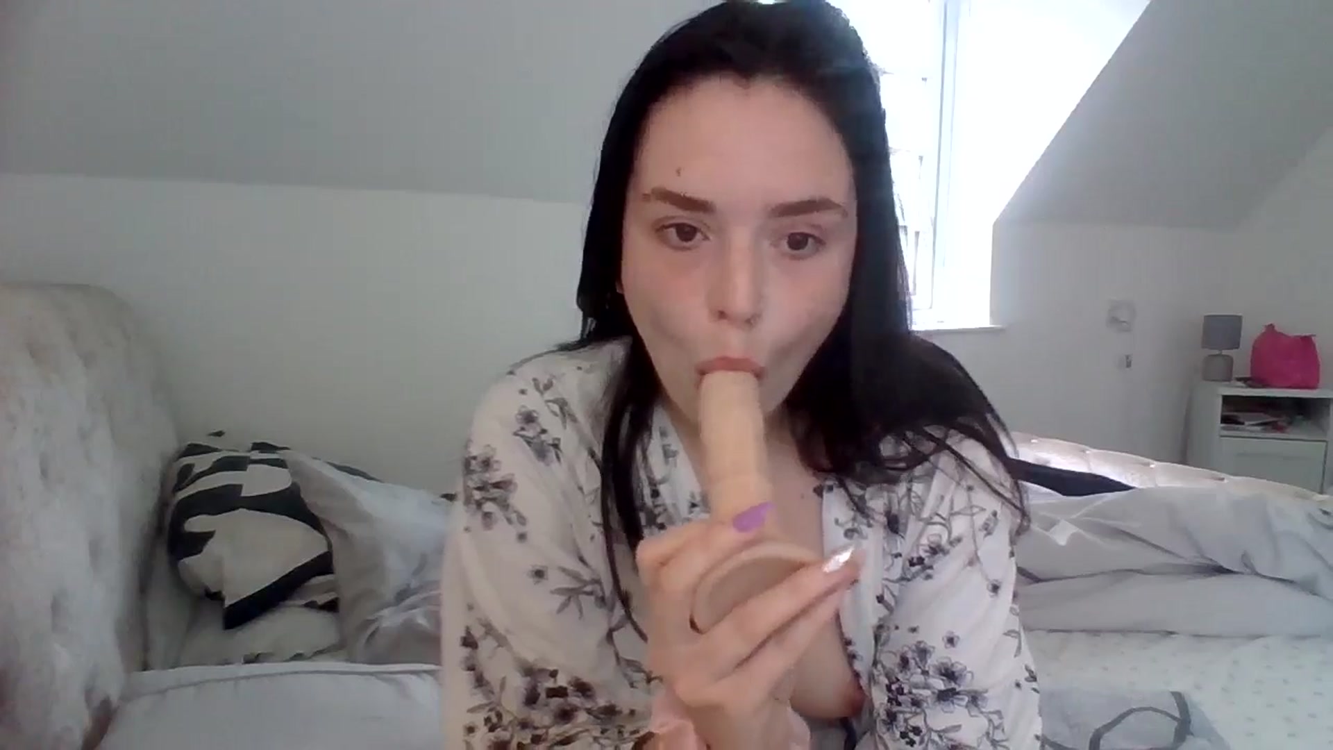 Gallery image thumbnail from Badsexygirly's myfreecams stream on, 05/22/2024, 14:46 image 9 of 20