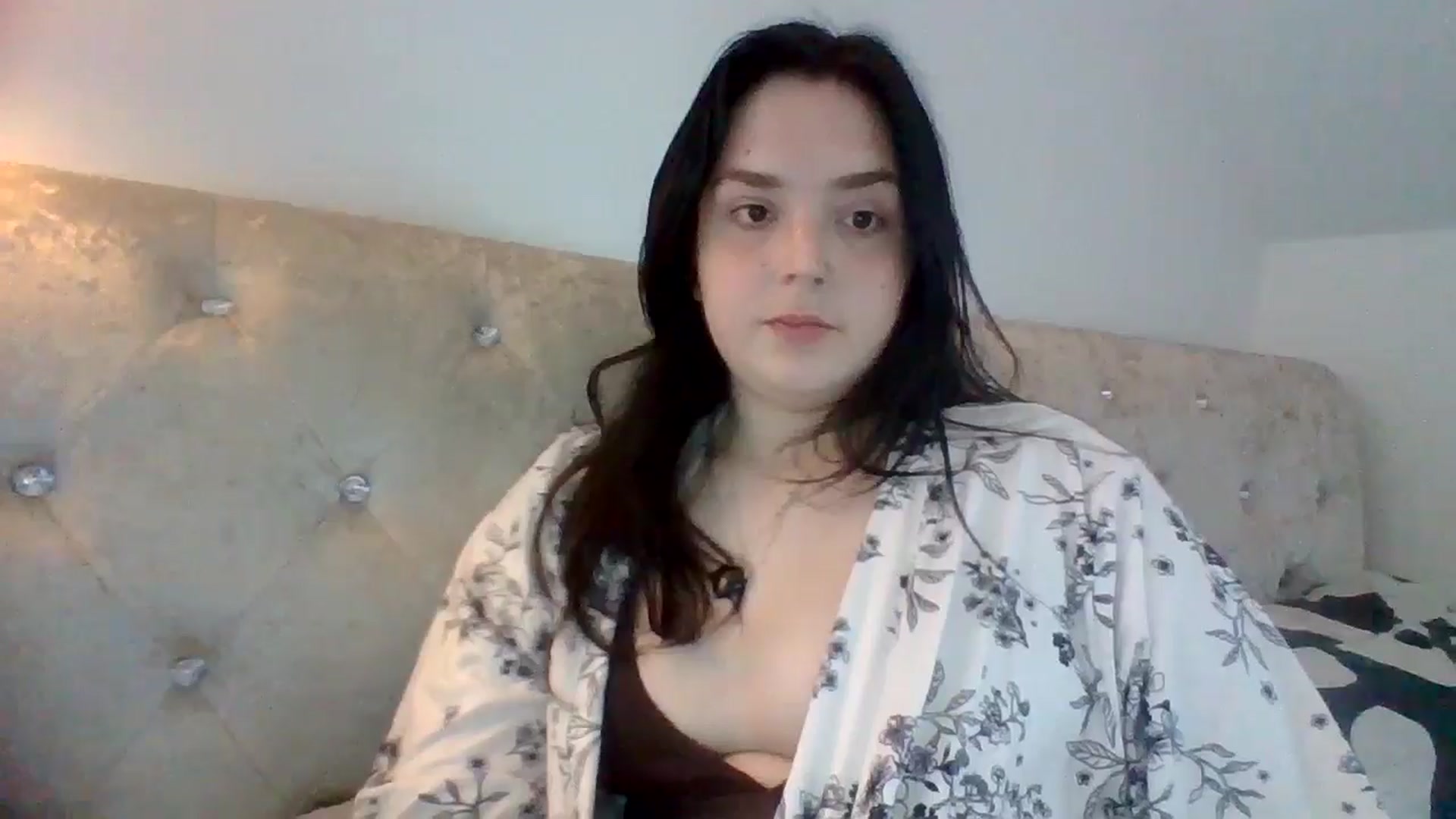 Gallery image thumbnail from Badsexygirly's myfreecams stream on, 05/24/2024, 18:24 image 16 of 20