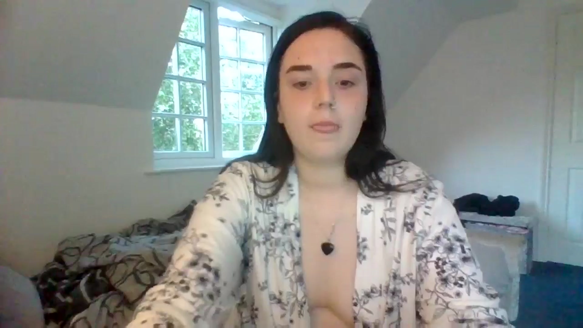 Gallery image thumbnail from Badsexygirly's myfreecams stream on, 06/06/2024, 19:45 image 17 of 20