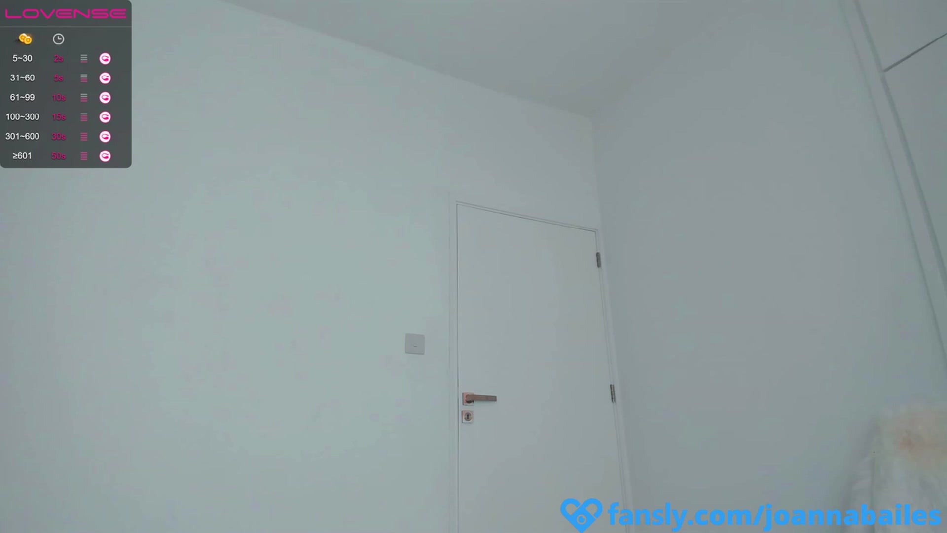 Gallery image thumbnail from BailesJoanna's myfreecams stream on, 12/25/2022, 14:04 image 19 of 20