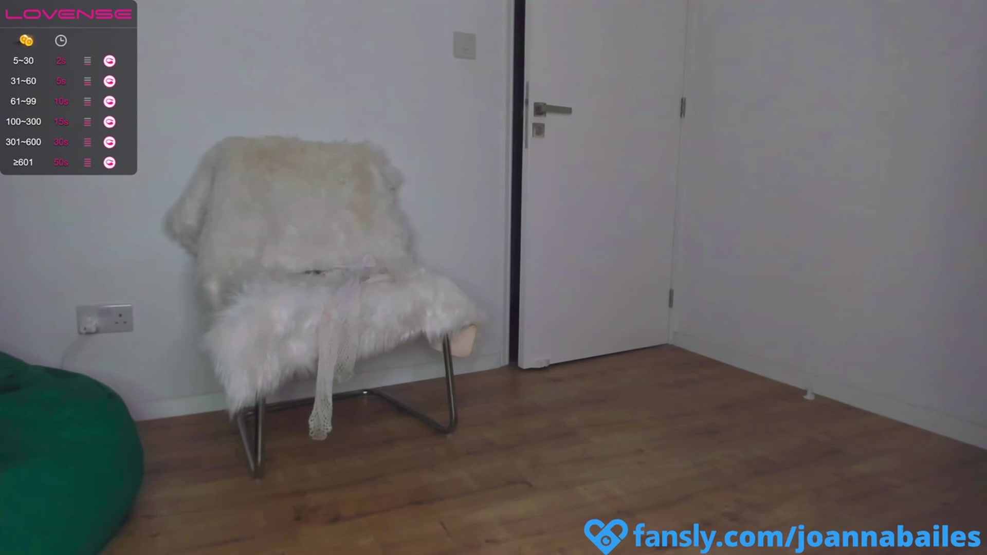 Gallery image thumbnail from BailesJoanna's myfreecams stream on, 12/28/2022, 16:56 image 6 of 20