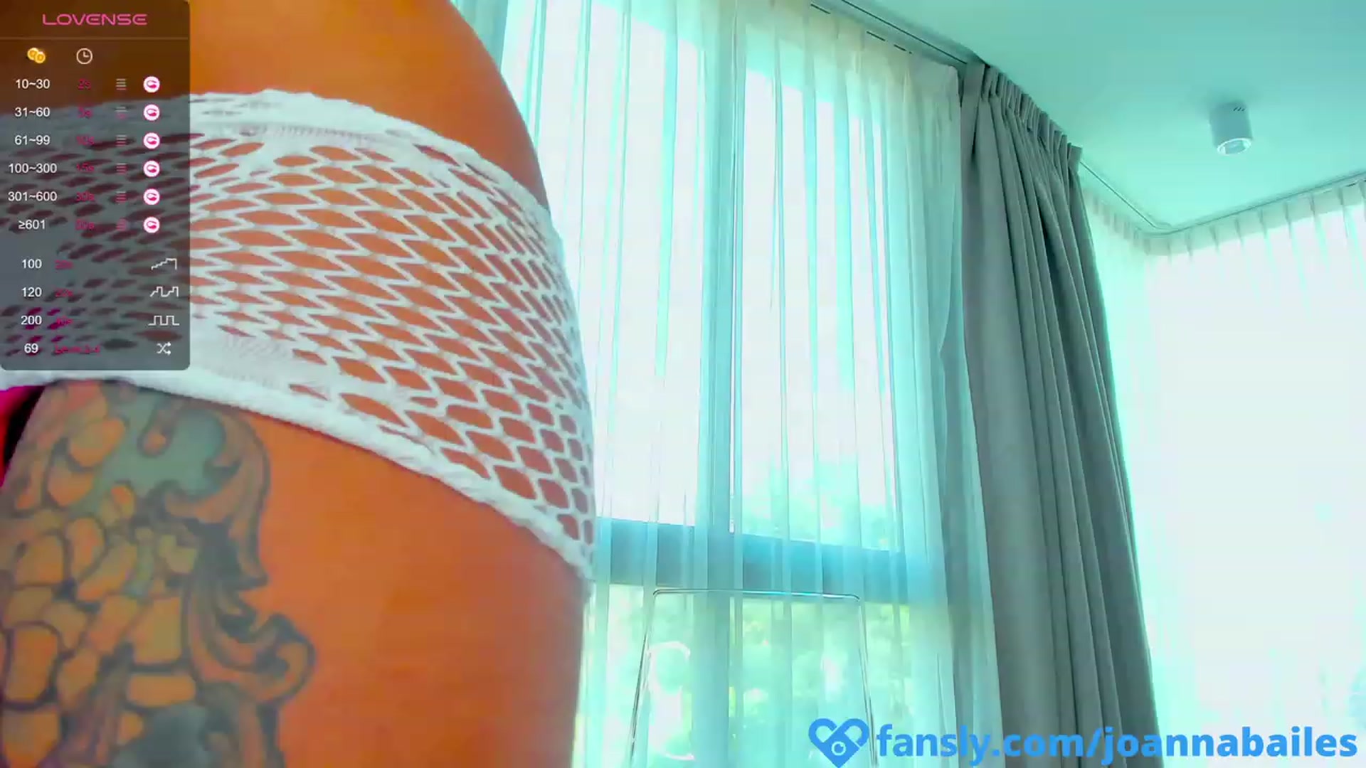 Gallery image thumbnail from BailesJoanna's myfreecams stream on, 10/26/2023, 07:41 image 1 of 20