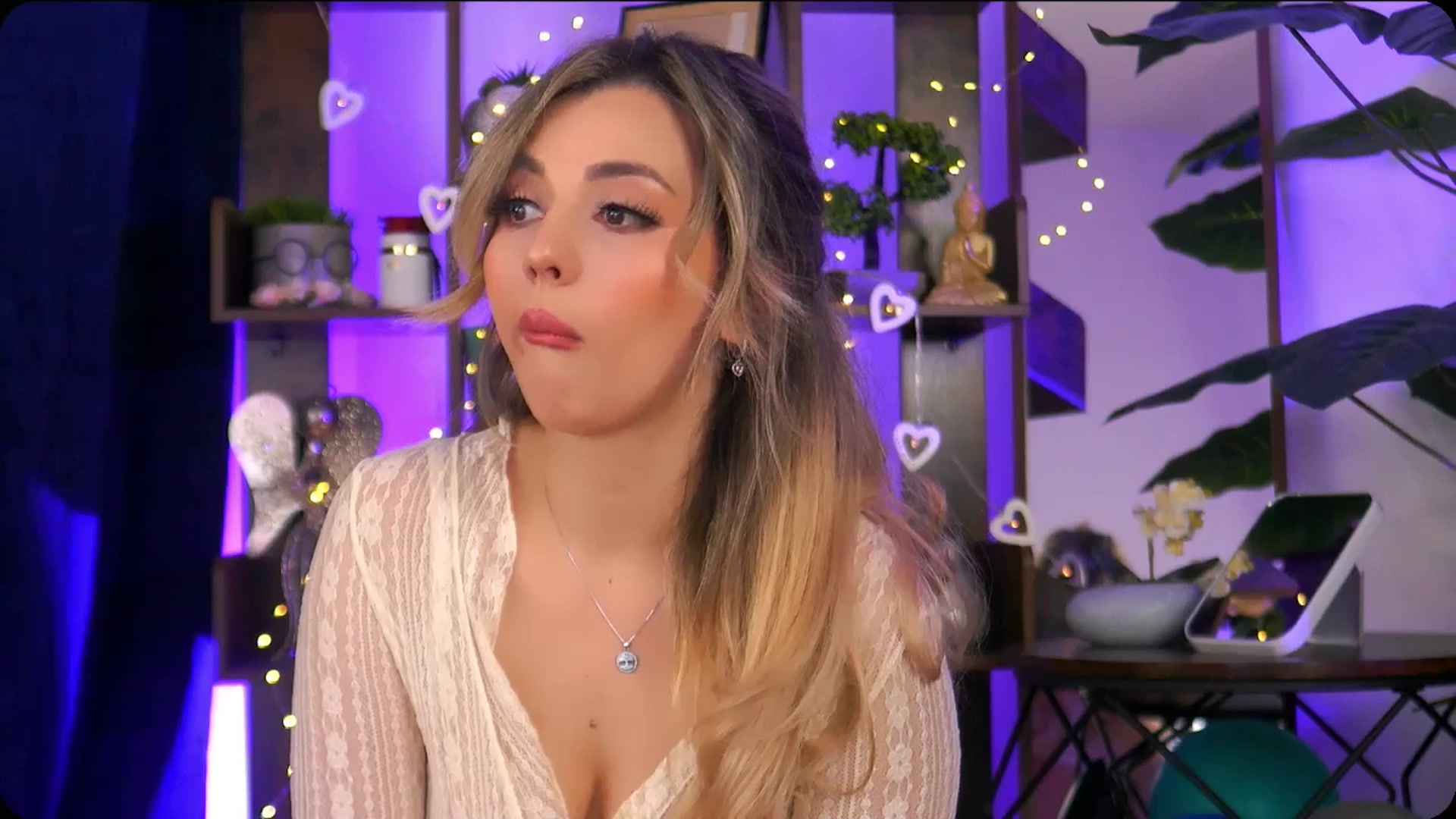 Gallery image thumbnail from BaileyEvans's myfreecams stream on, 09/27/2025, 12:45 image 16 of 20