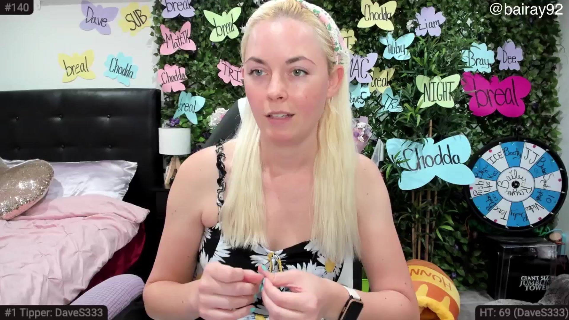 Gallery image thumbnail from BaileyRayne's myfreecams stream on, 05/24/2025, 24:54 image 10 of 20