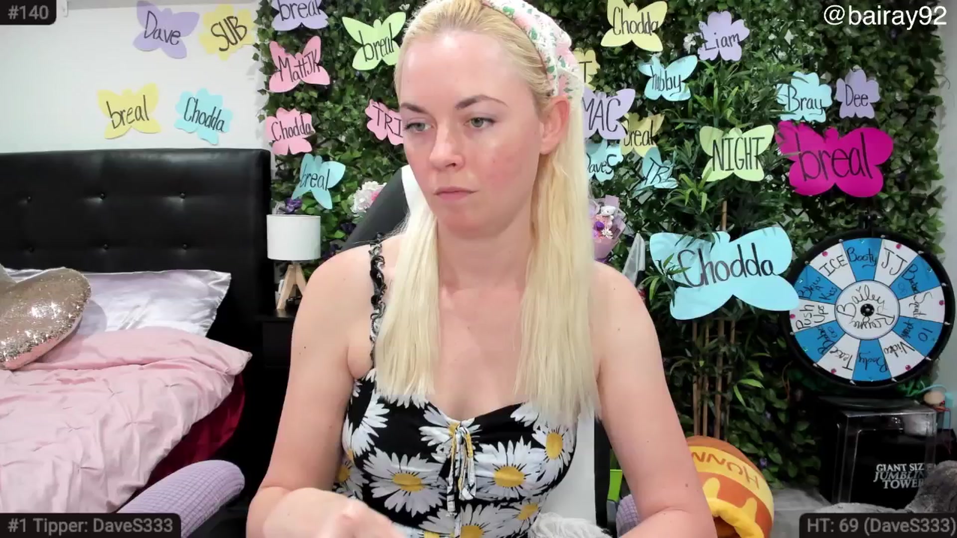 Gallery image thumbnail from BaileyRayne's myfreecams stream on, 05/24/2025, 24:54 image 8 of 20