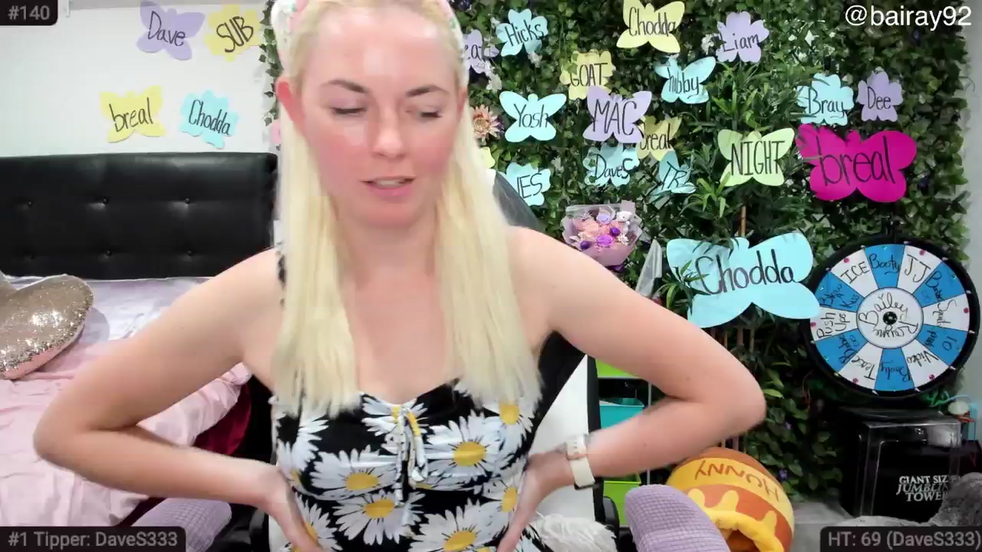 Gallery image thumbnail from BaileyRayne's myfreecams stream on, 05/24/2025, 24:54 image 11 of 20