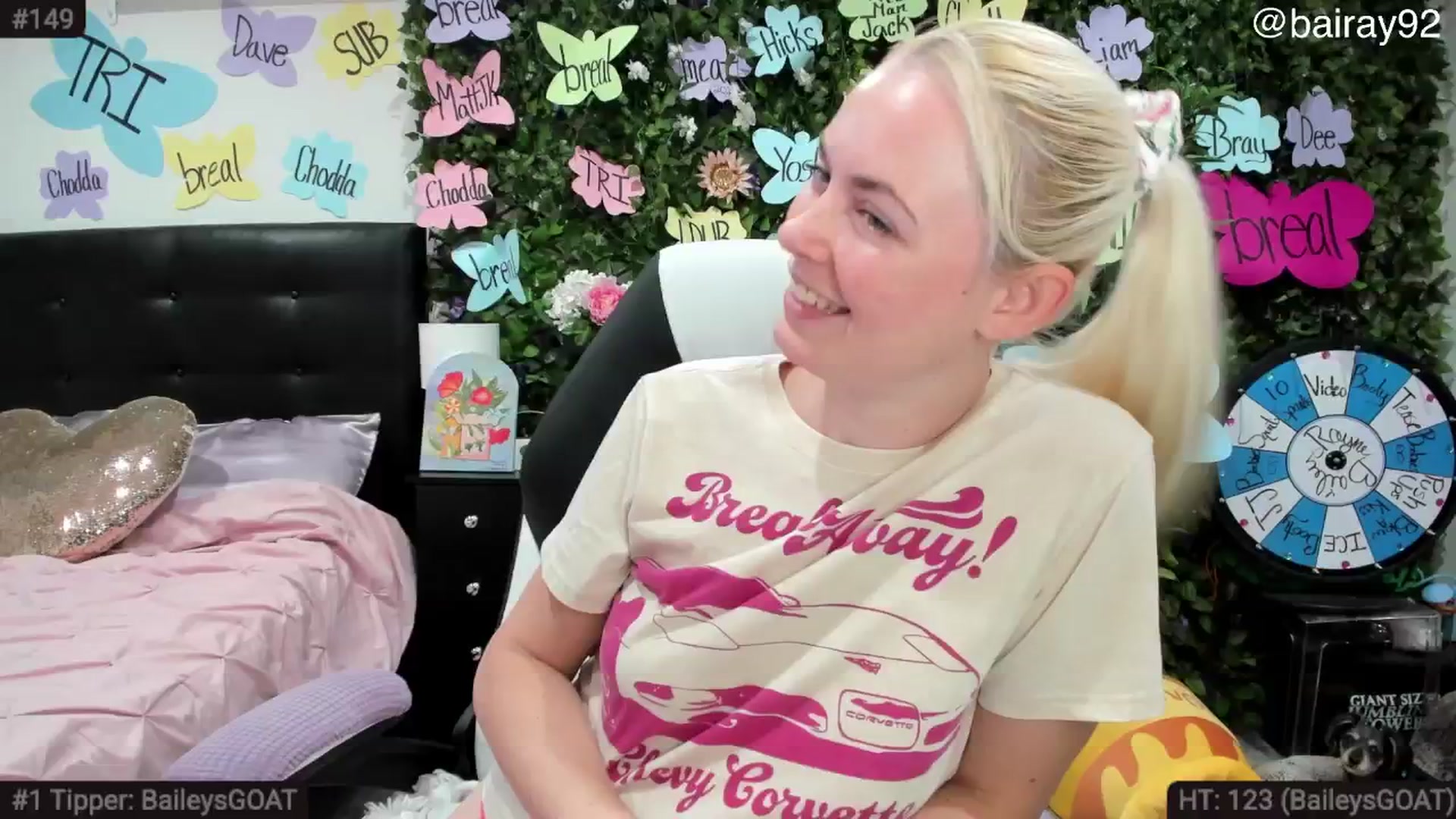 Gallery image thumbnail from BaileyRayne's myfreecams stream on, 05/29/2025, 06:38 image 10 of 20