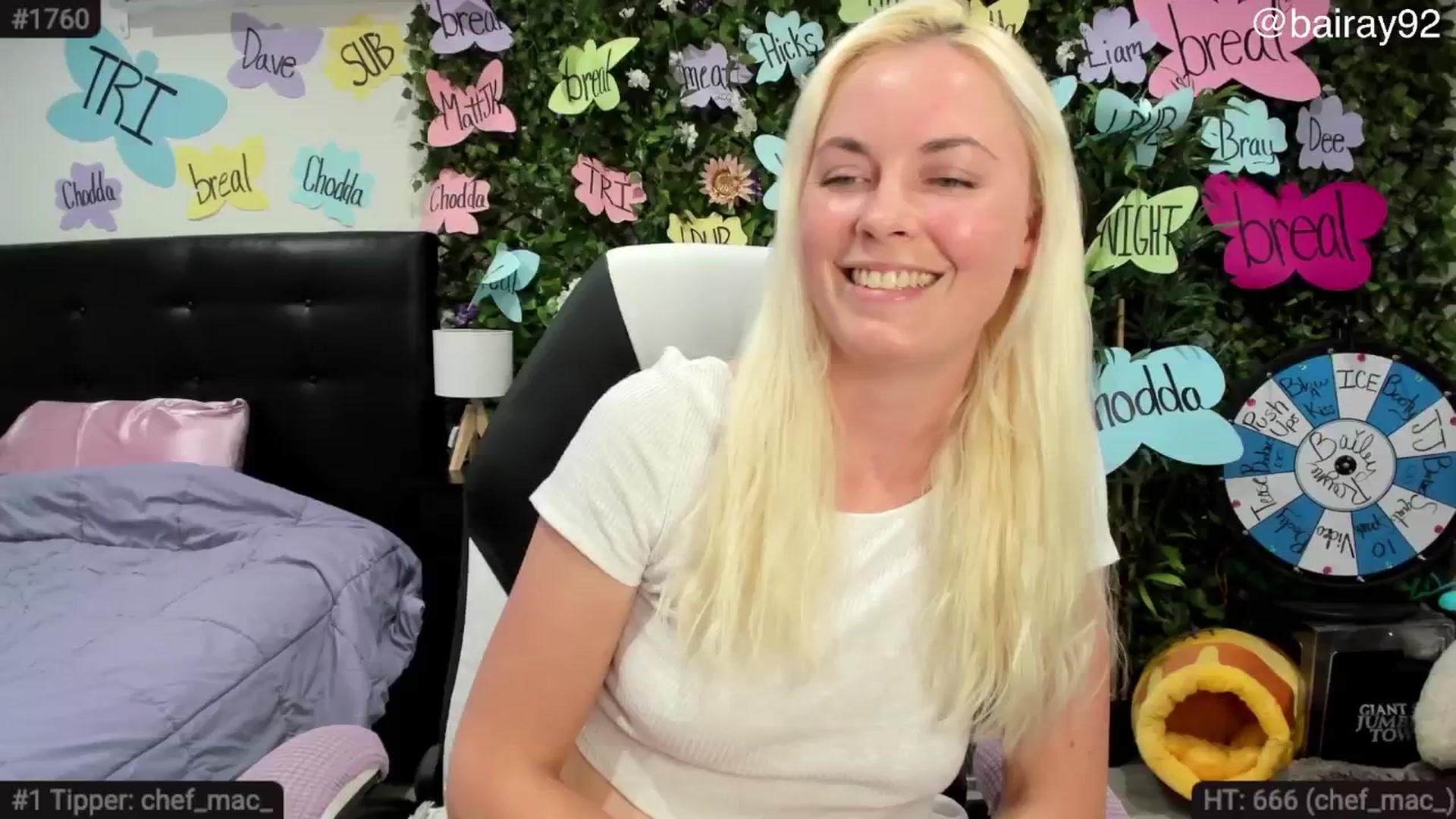 Gallery image thumbnail from BaileyRayne's myfreecams stream on, 07/12/2025, 07:33 image 11 of 20