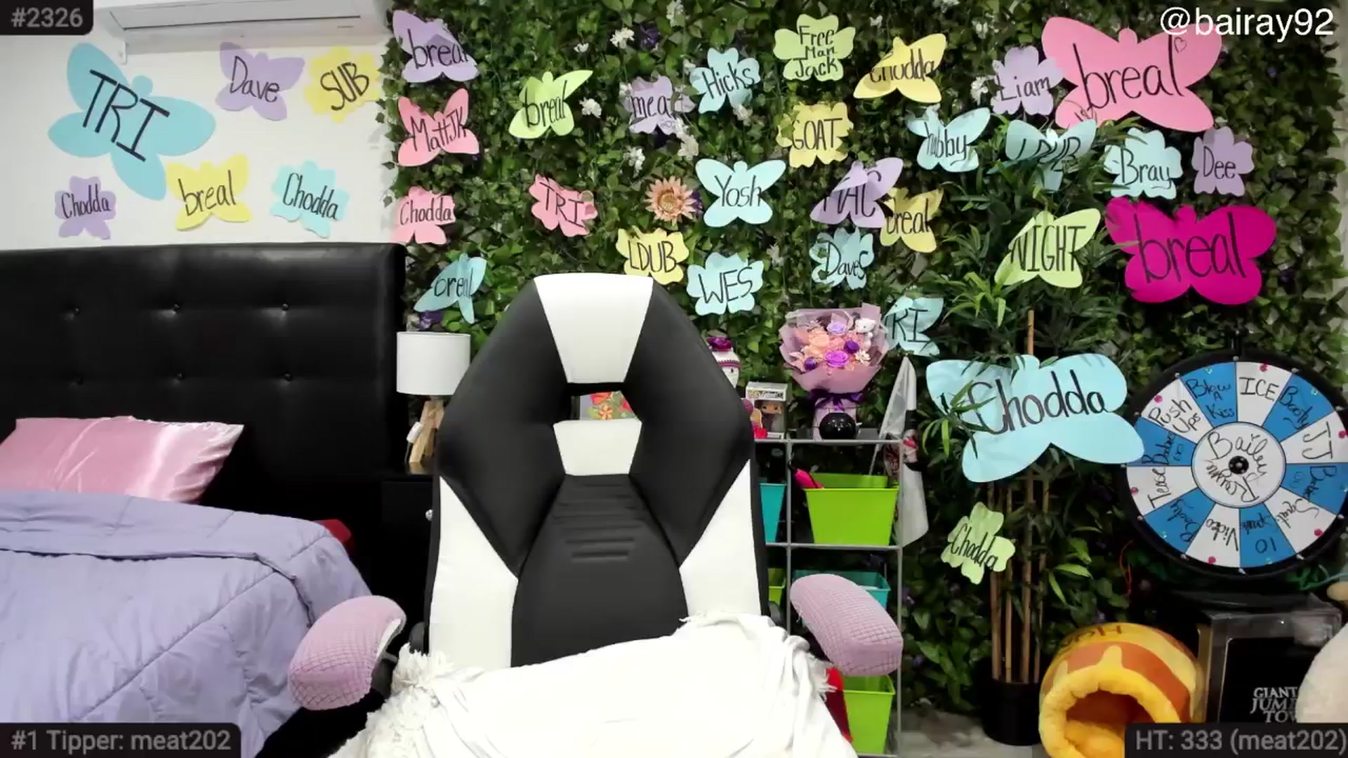 Gallery image thumbnail from BaileyRayne's myfreecams stream on, 07/19/2025, 08:51 image 4 of 20