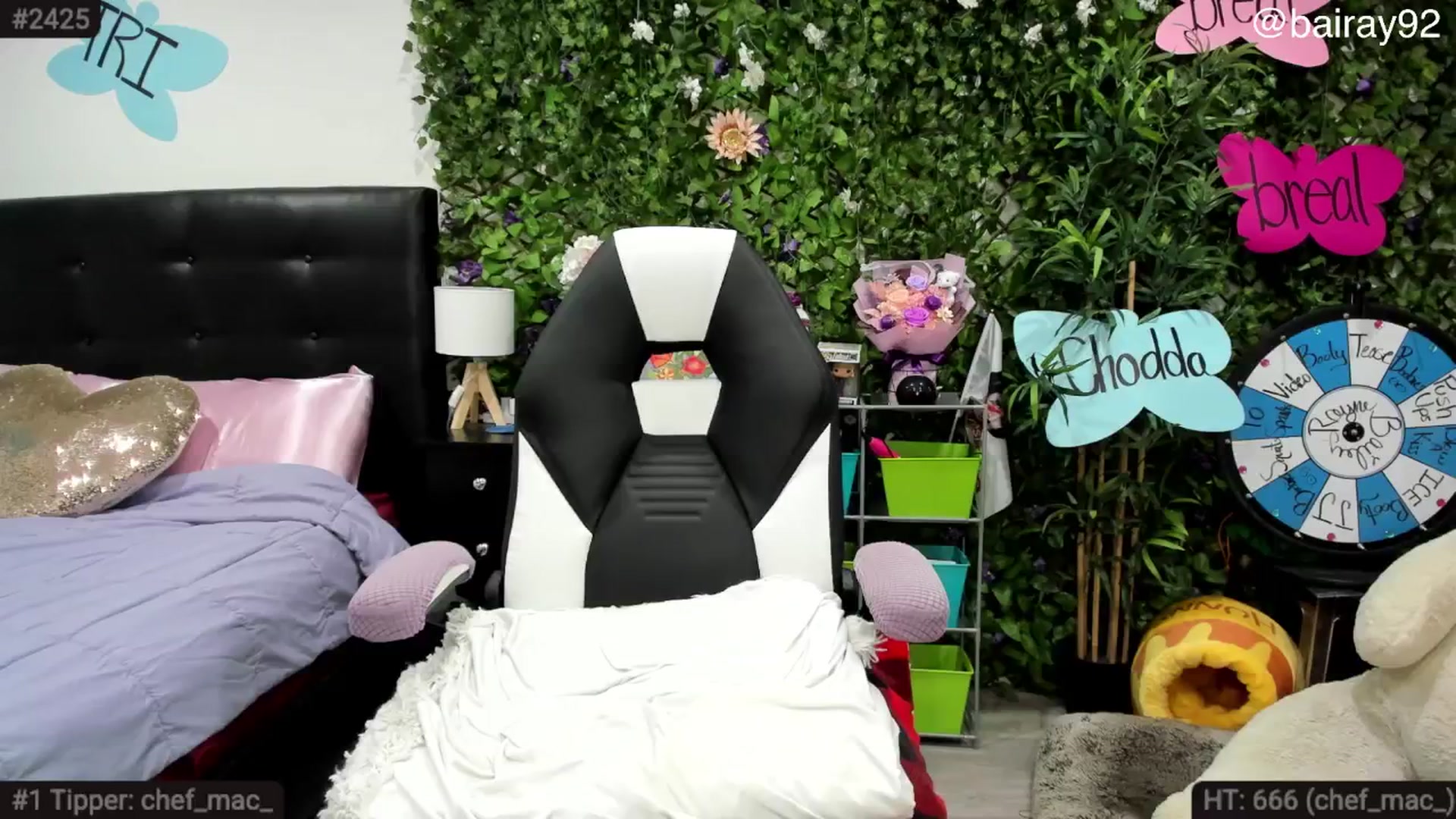 Gallery image thumbnail from BaileyRayne's myfreecams stream on, 07/26/2025, 07:41 image 3 of 20