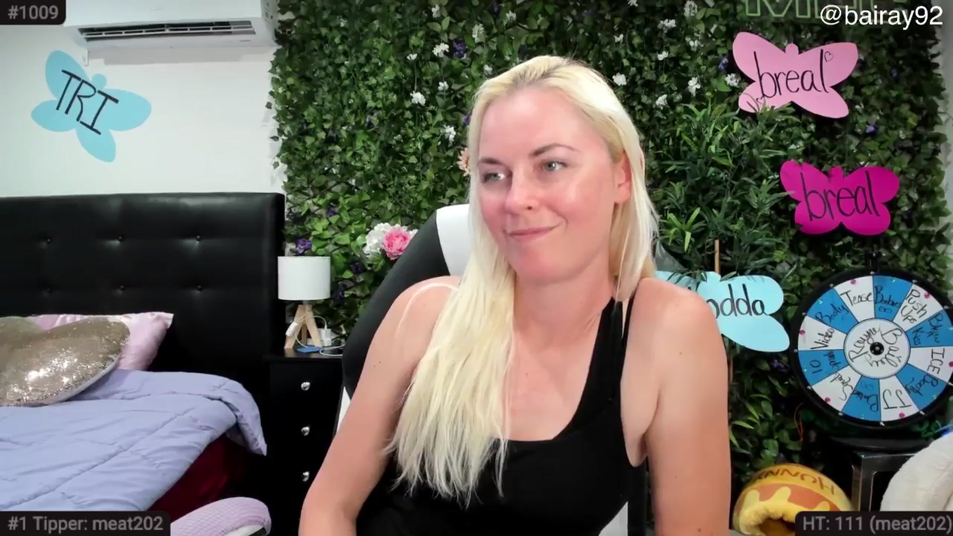 Gallery image thumbnail from BaileyRayne's myfreecams stream on, 08/25/2025, 06:49 image 6 of 20