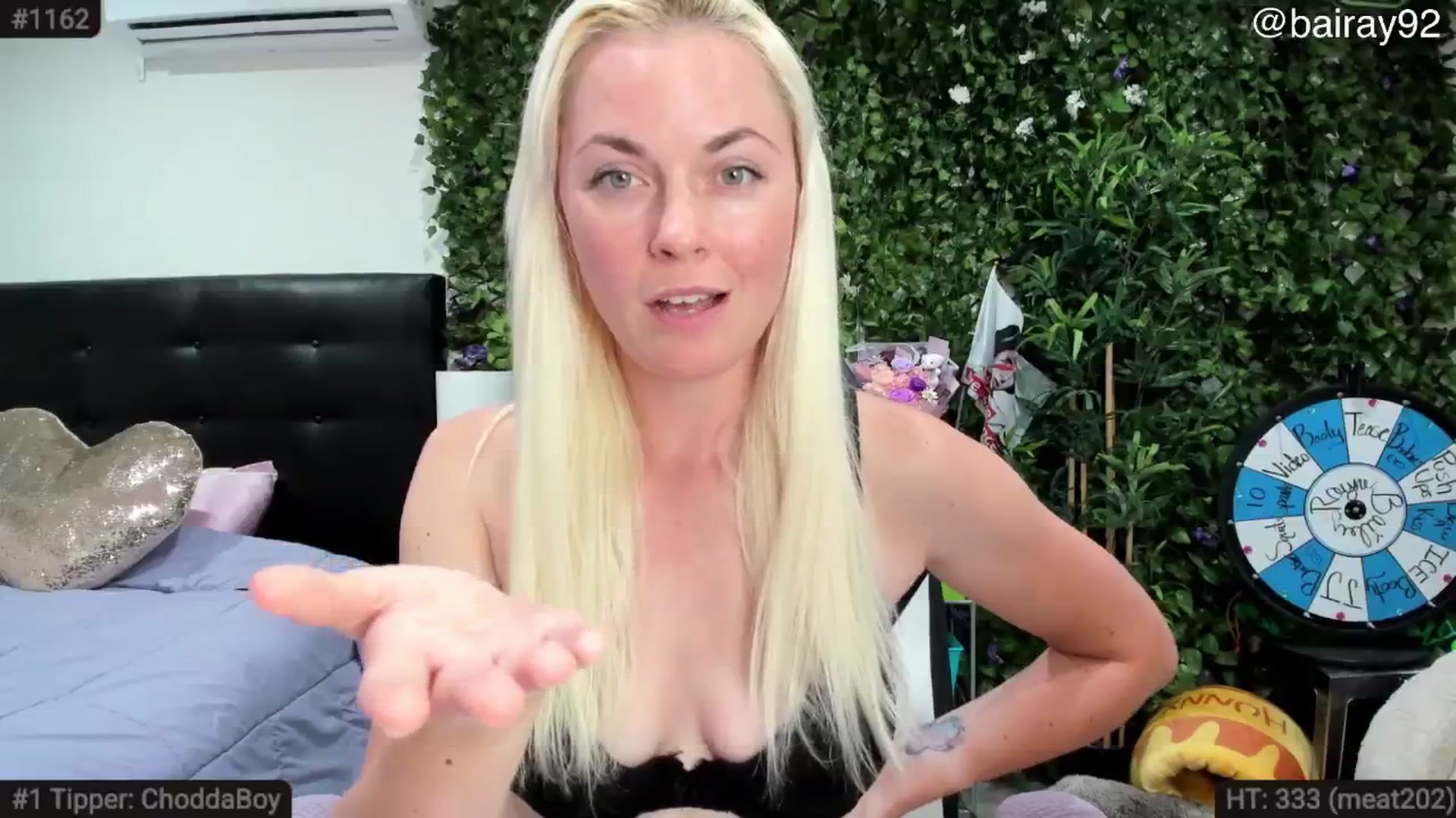 Gallery image thumbnail from BaileyRayne's myfreecams stream on, 08/30/2025, 07:08 image 20 of 20