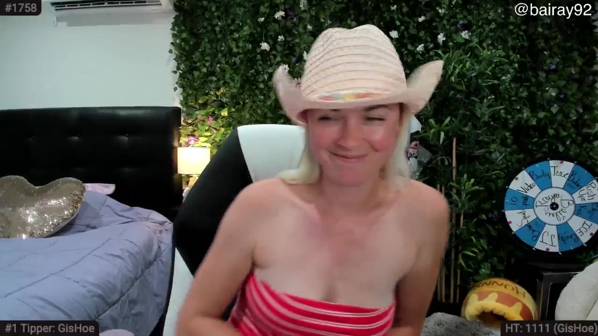Gallery image thumbnail from BaileyRayne's myfreecams stream on, 09/08/2025, 06:05 image 4 of 20